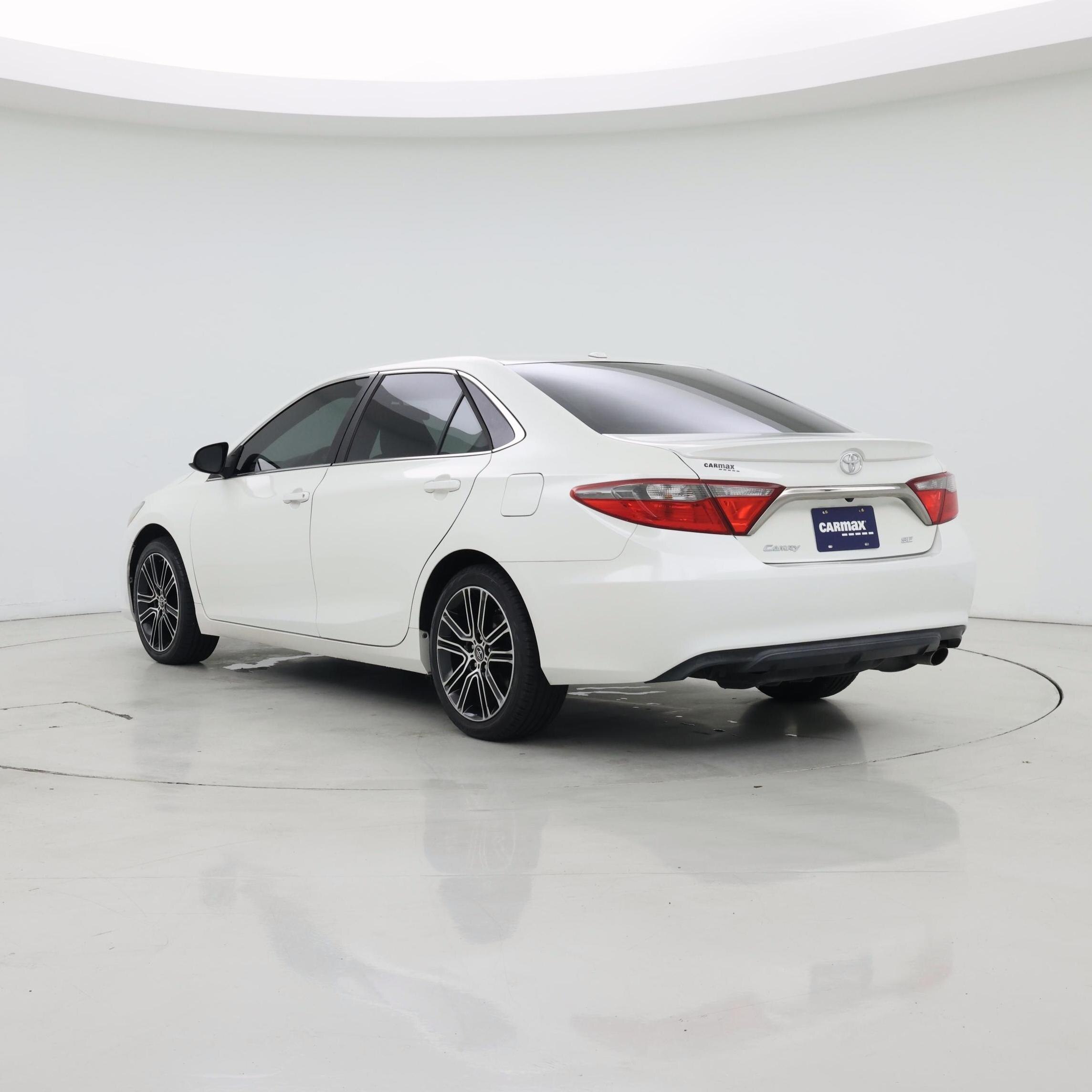 Thumbnail: 2016 Toyota Camry - 2