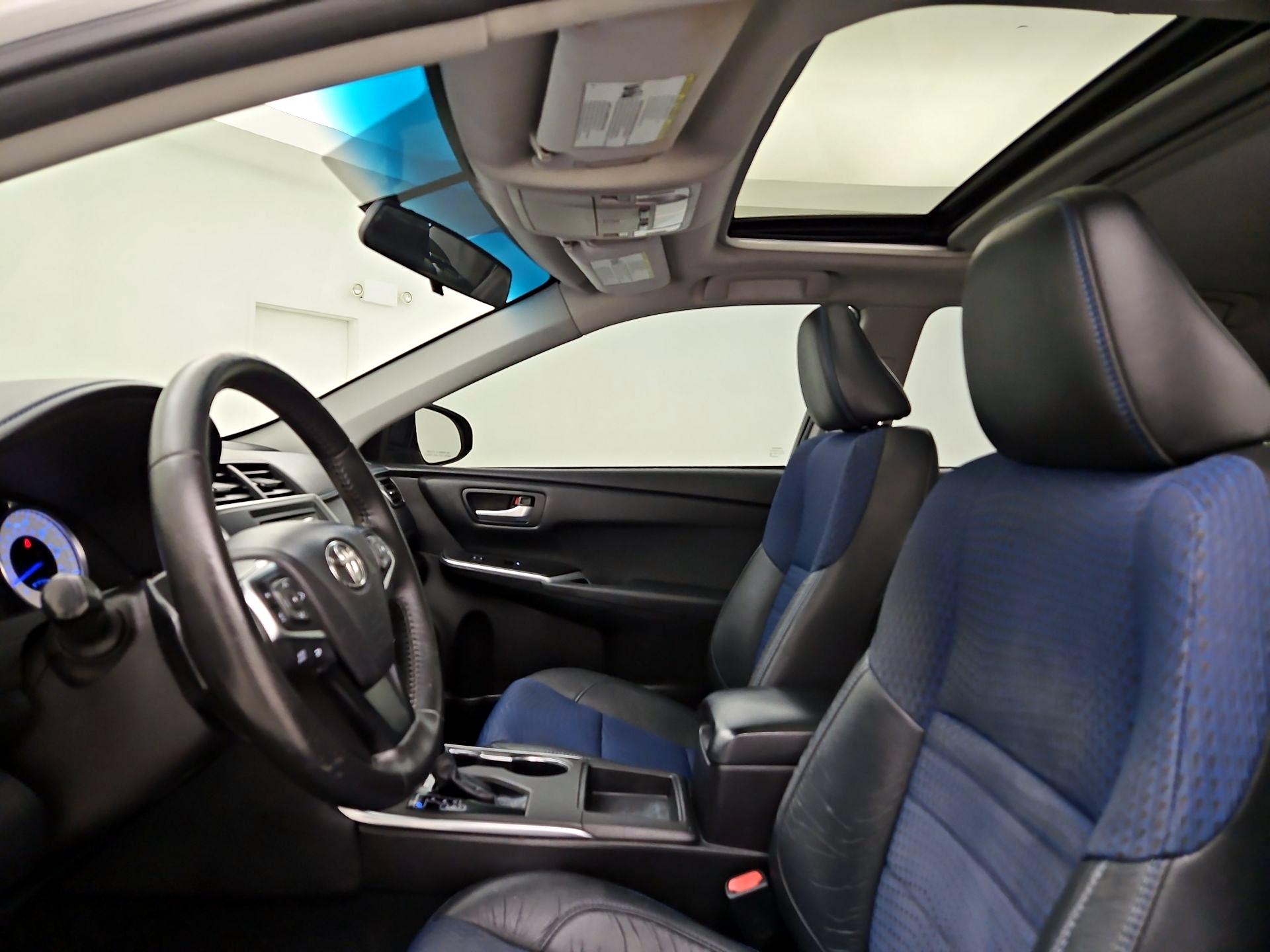 Thumbnail: 2016 Toyota Camry - 19