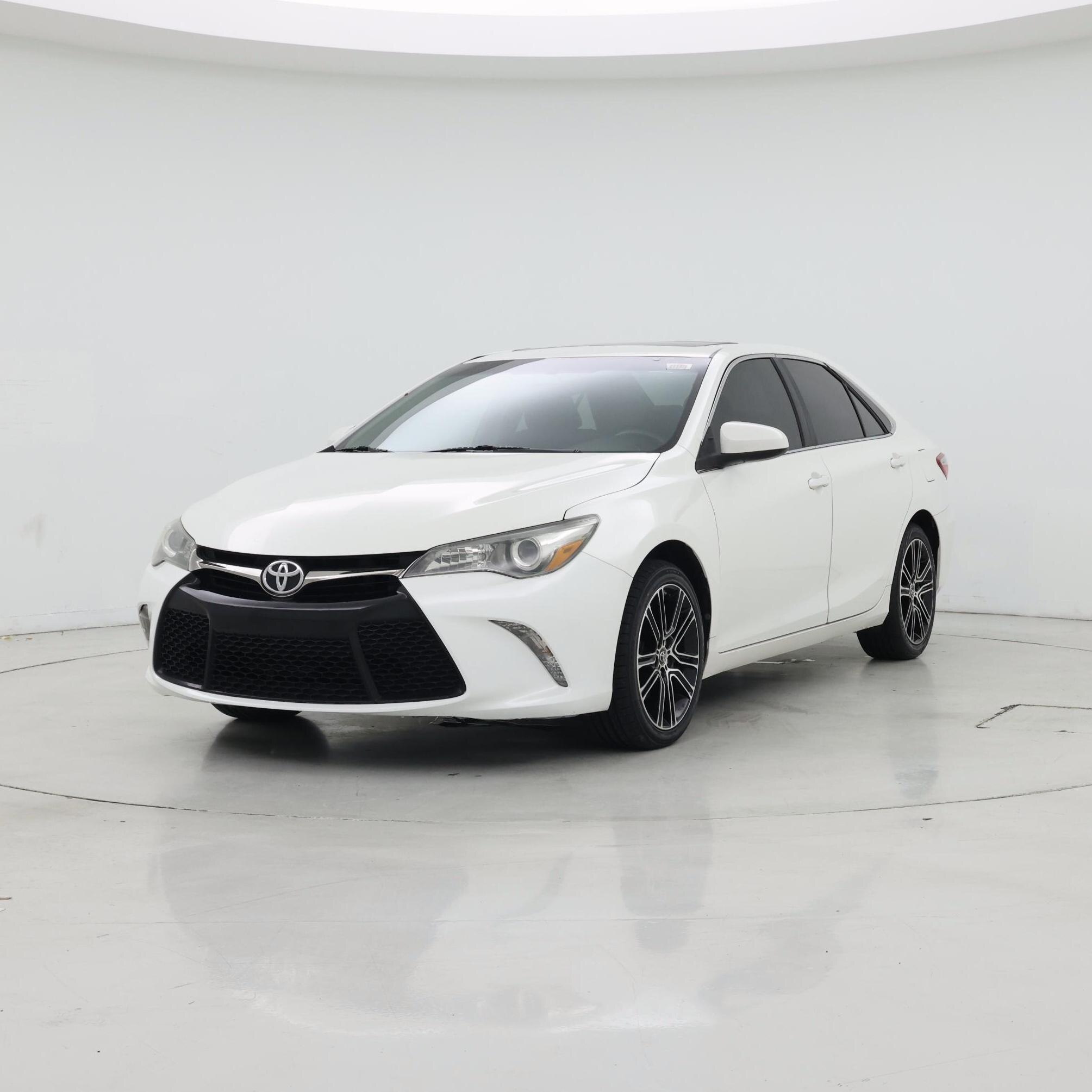 Thumbnail: 2016 Toyota Camry - 4