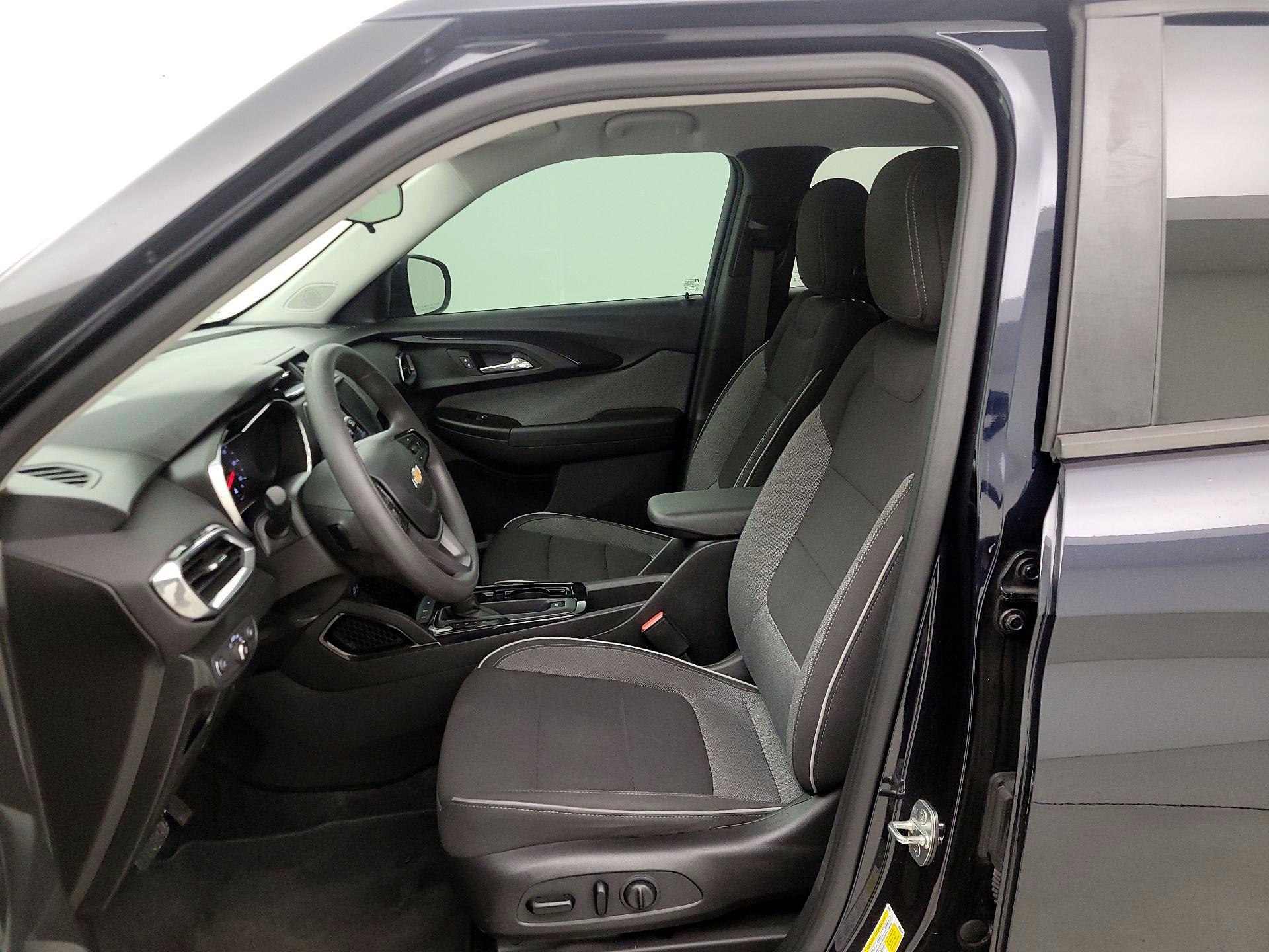 Thumbnail: 2021 Chevrolet TrailBlazer - 11