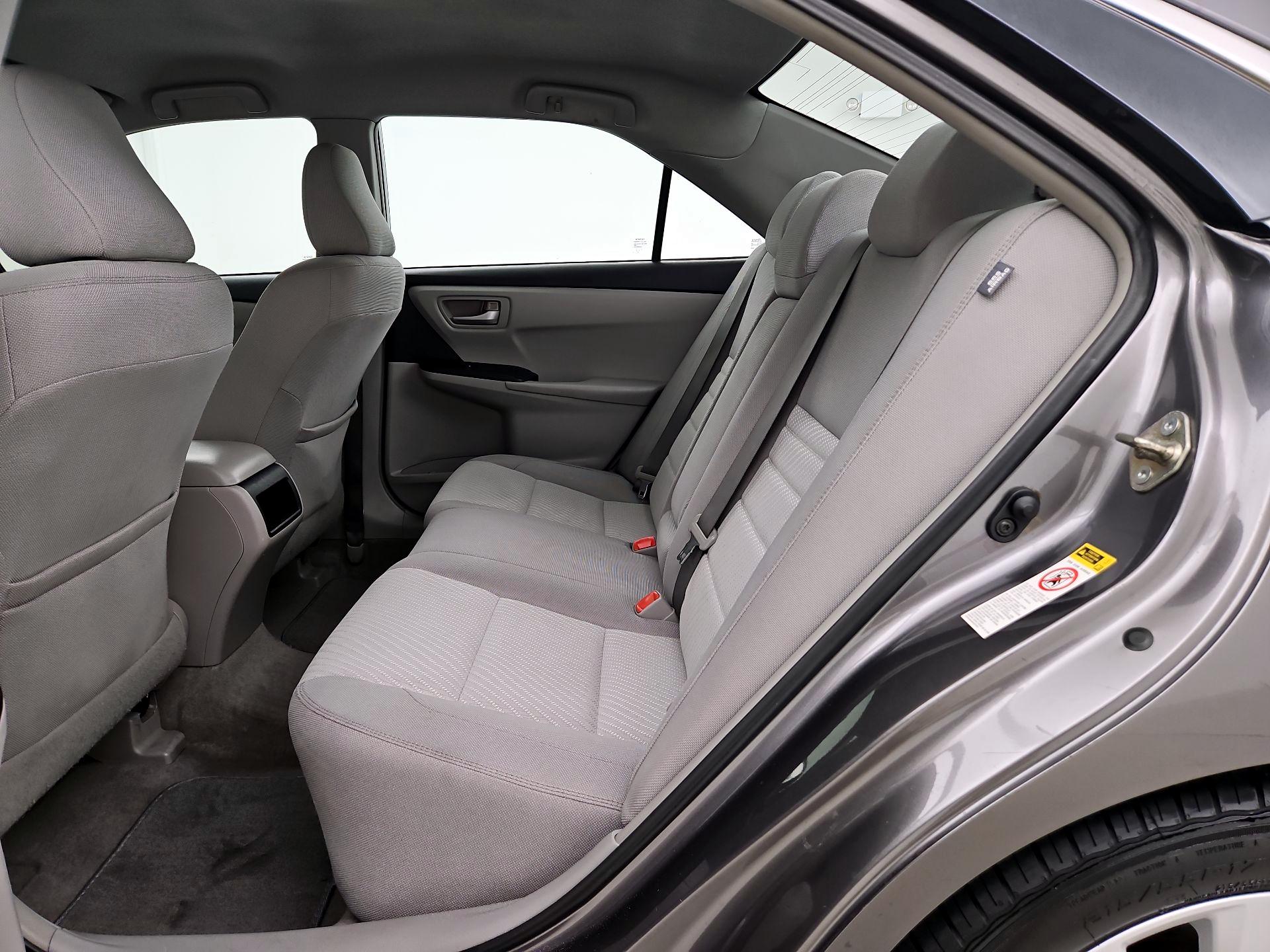 Thumbnail: 2015 Toyota Camry - 19
