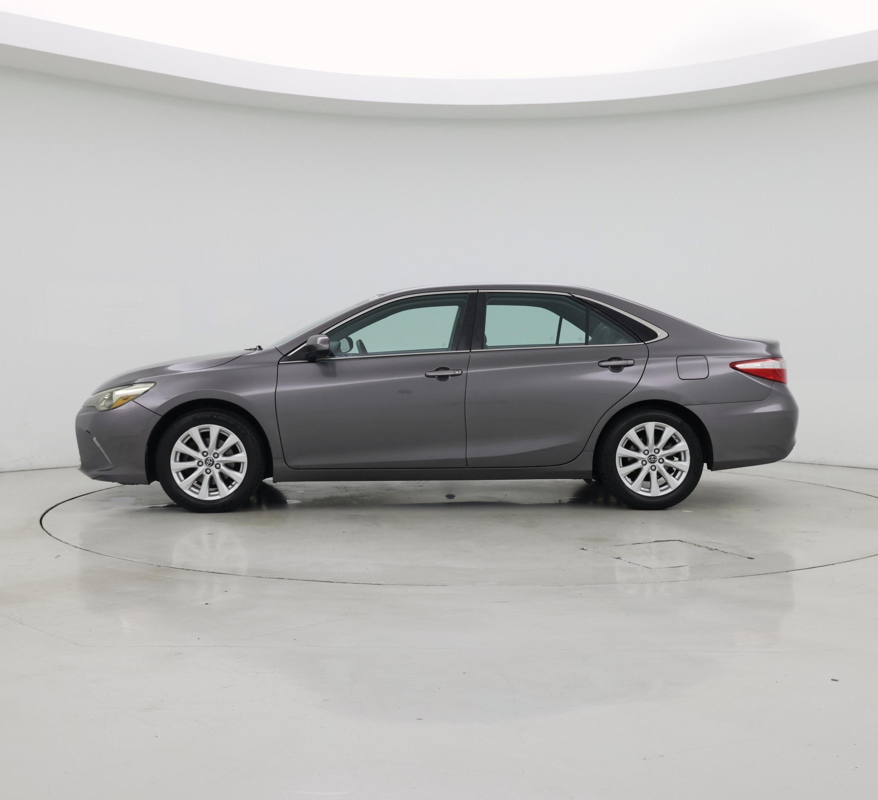 Thumbnail: 2015 Toyota Camry - 3
