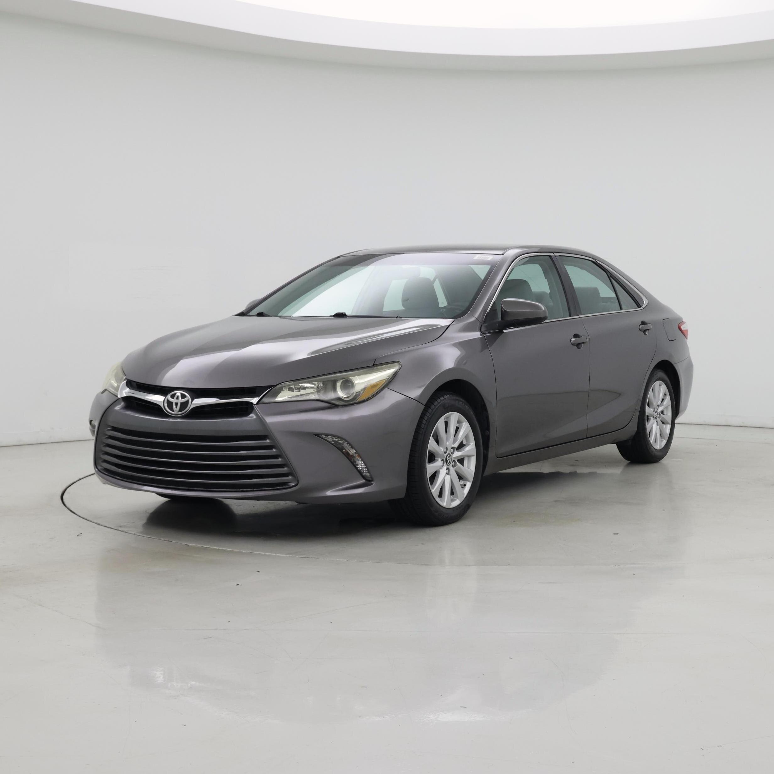 Thumbnail: 2015 Toyota Camry - 4