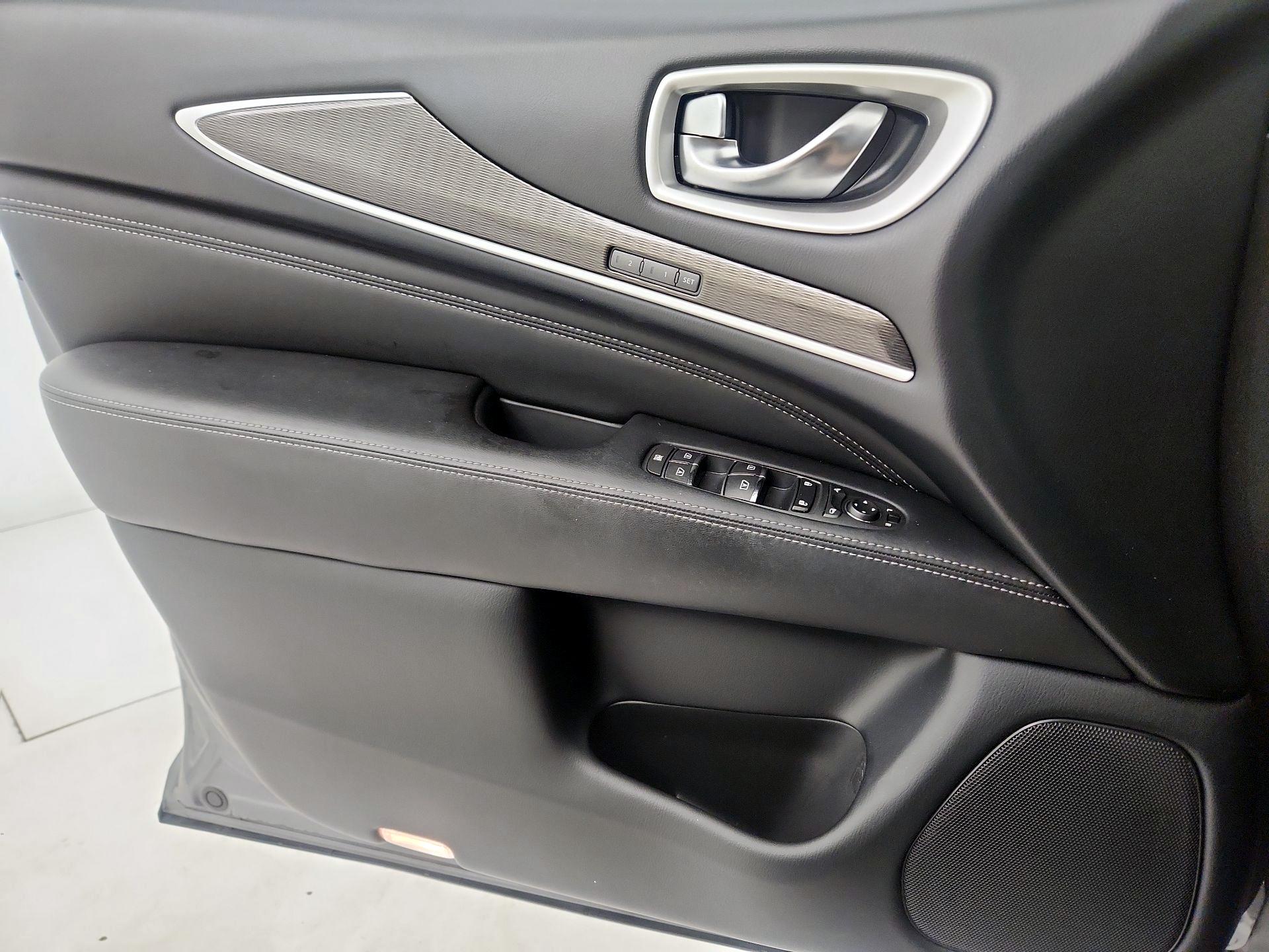 Thumbnail: 2020 INFINITI QX60 - 12