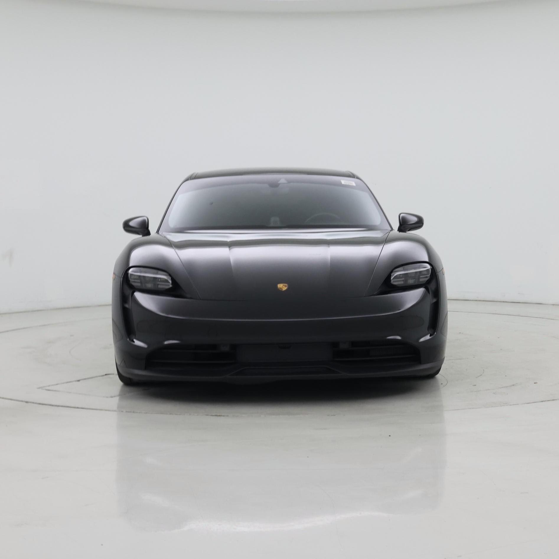 Thumbnail: 2021 Porsche Taycan - 5