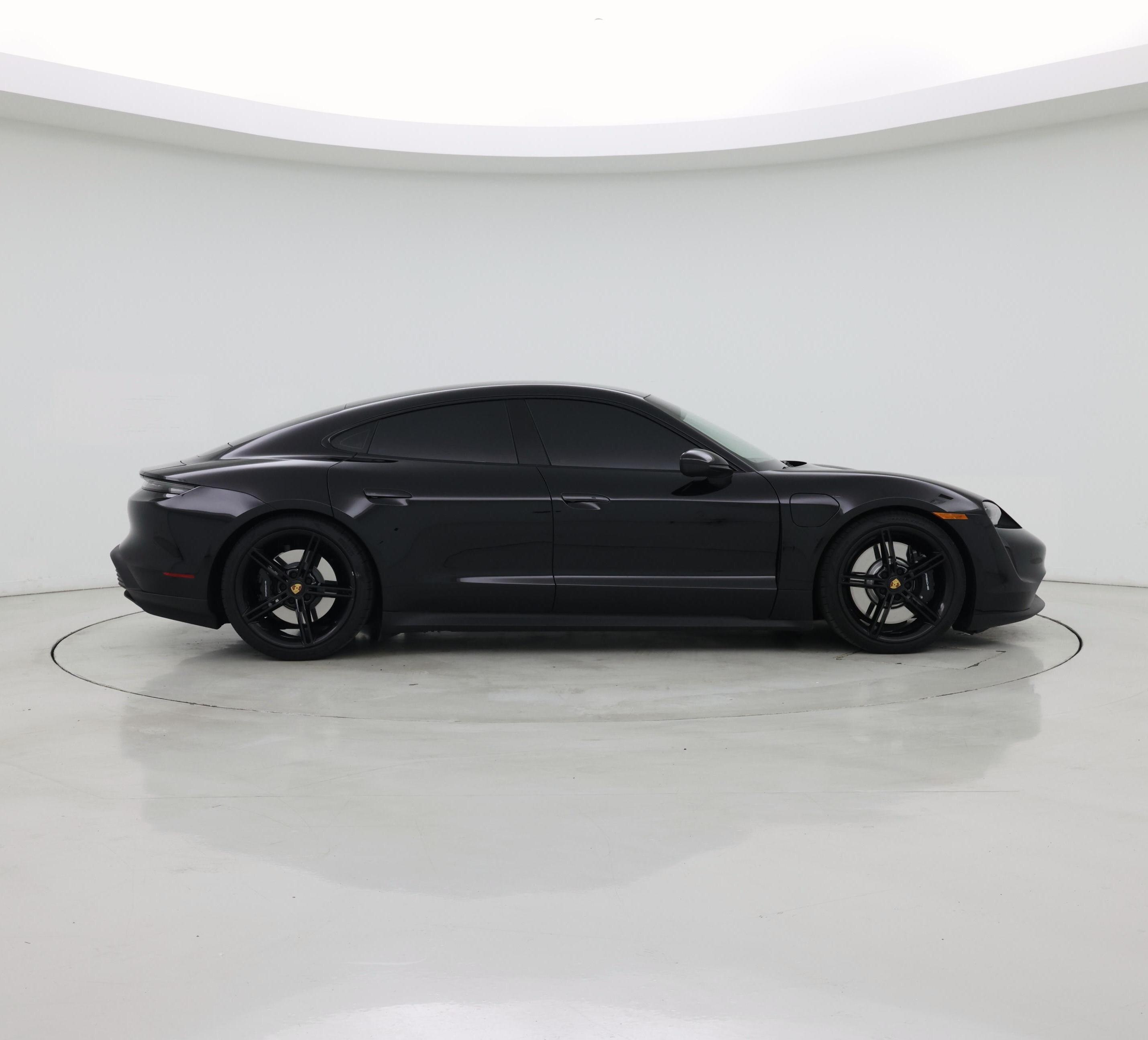 Thumbnail: 2021 Porsche Taycan - 7