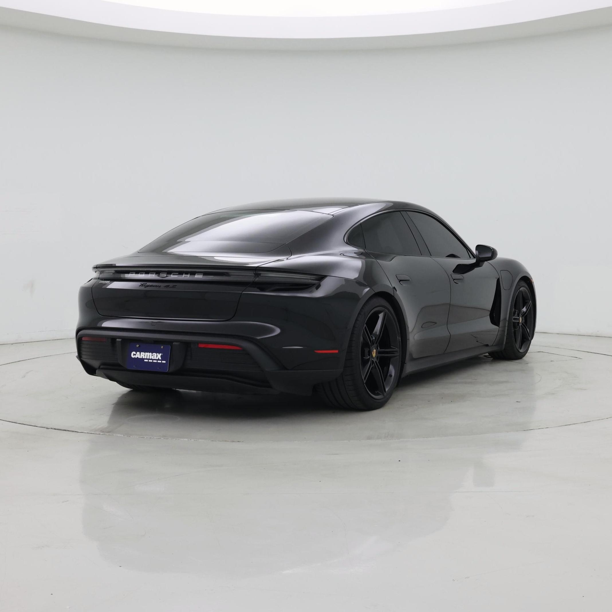 Thumbnail: 2021 Porsche Taycan - 8
