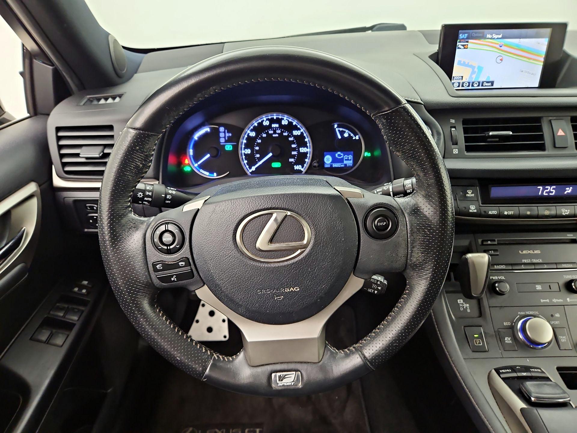 Thumbnail: 2015 Lexus CT - 10
