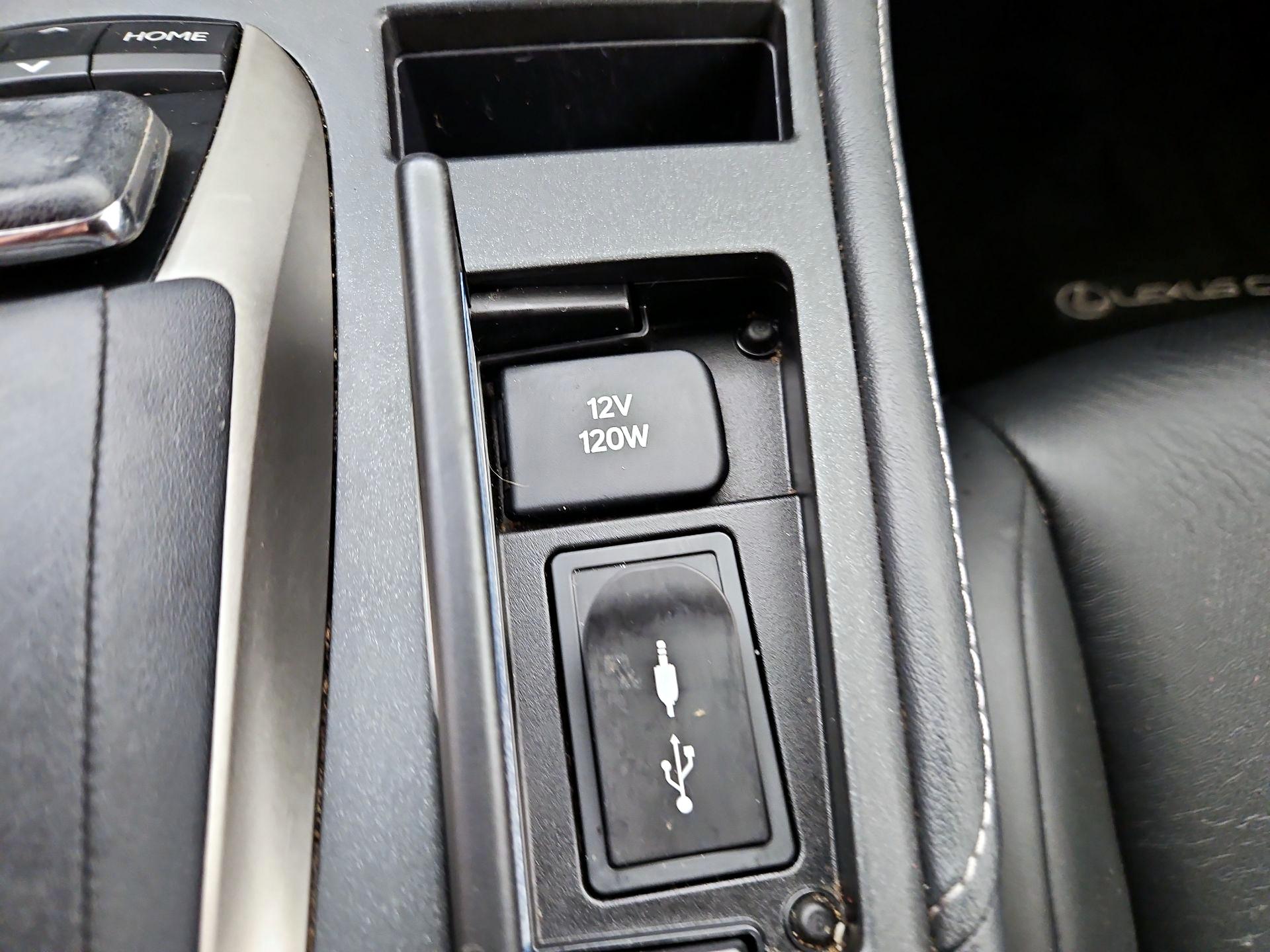Thumbnail: 2015 Lexus CT - 19