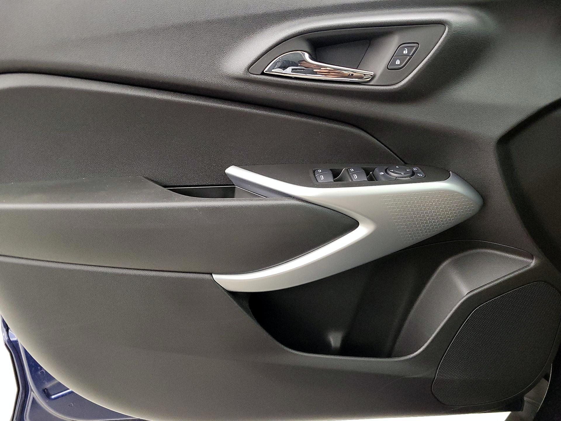 Thumbnail: 2024 Chevrolet Trax - 12