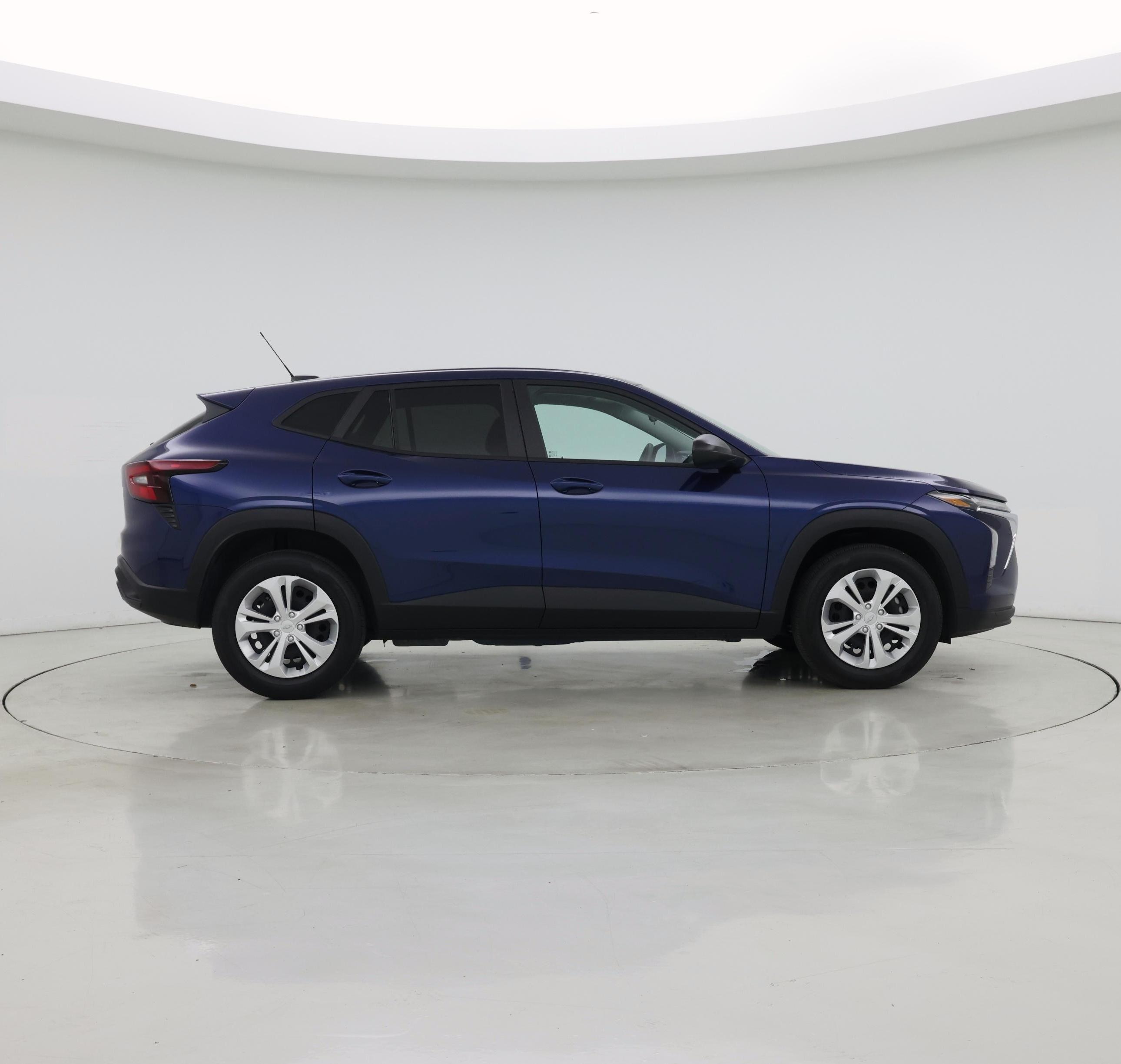 Thumbnail: 2024 Chevrolet Trax - 7