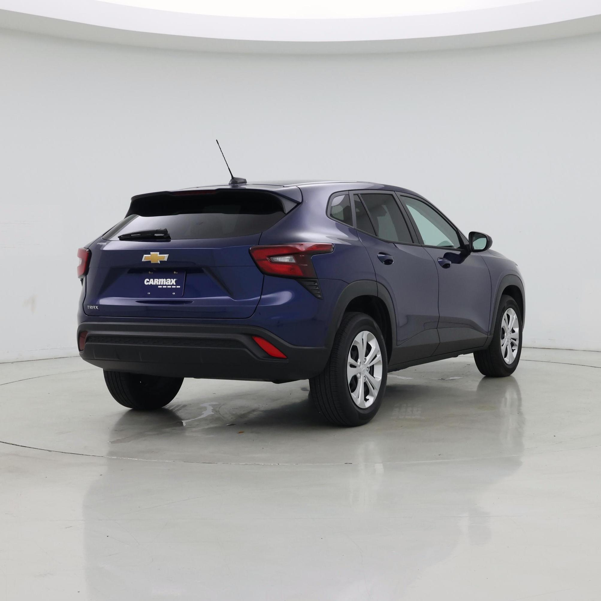 Thumbnail: 2024 Chevrolet Trax - 8