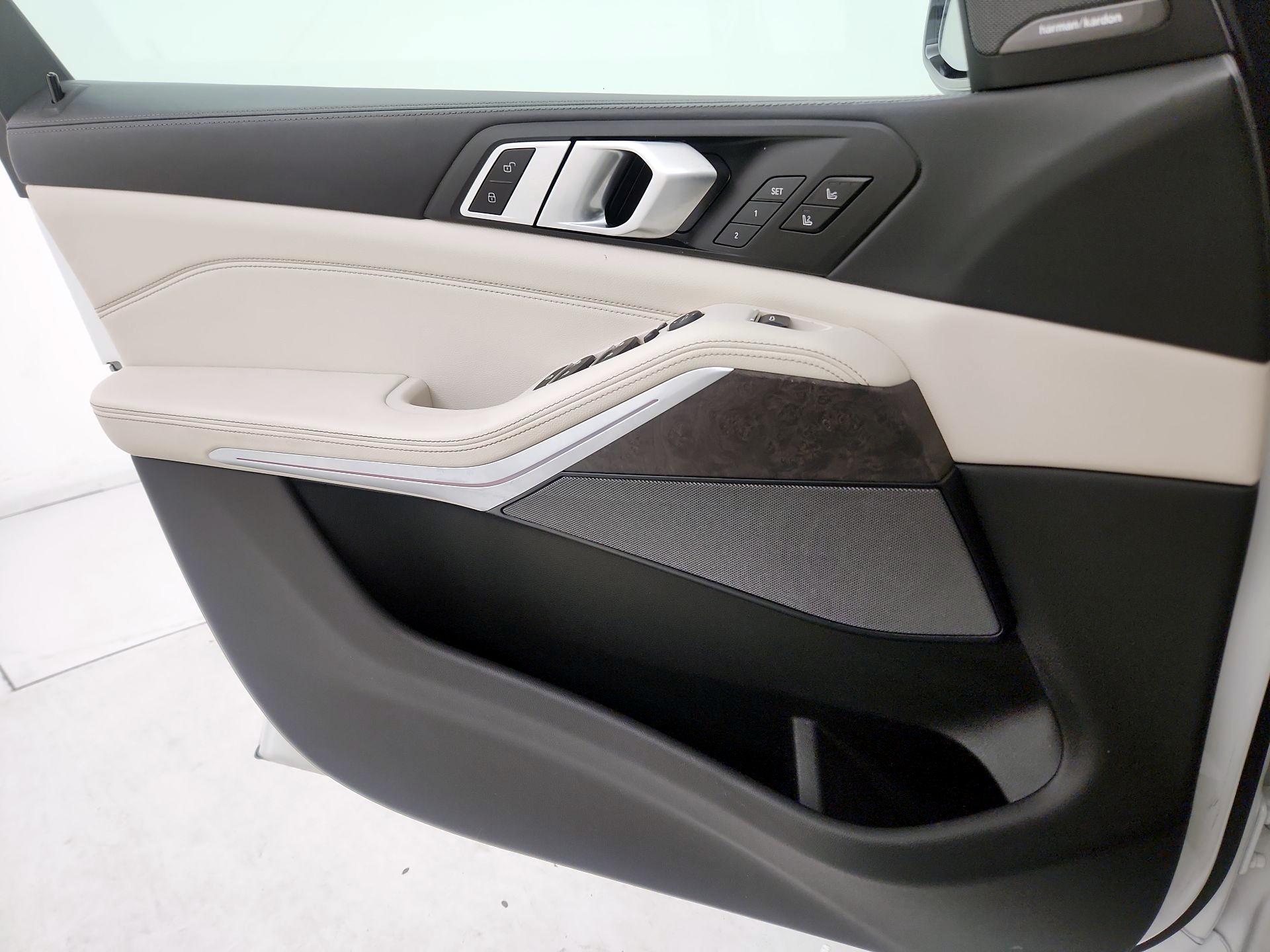 Thumbnail: 2020 BMW X5 - 12