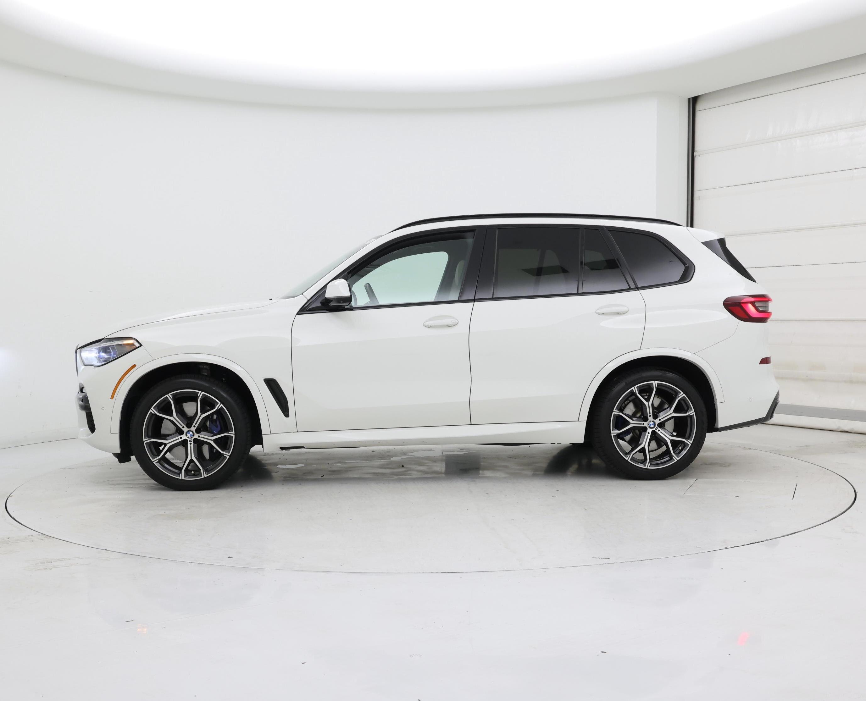 Thumbnail: 2020 BMW X5 - 3