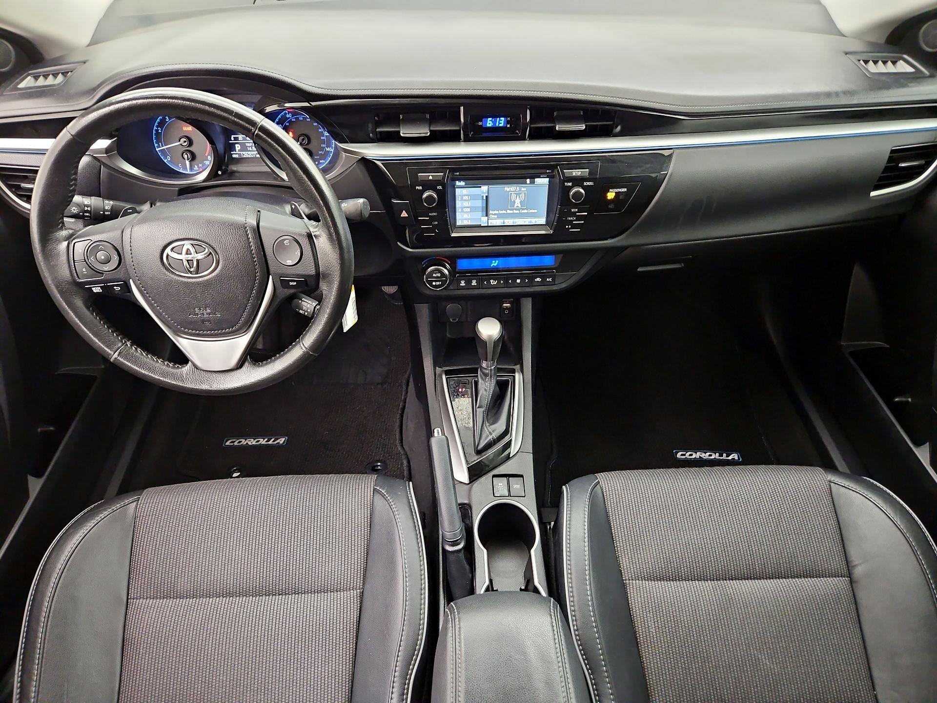 Thumbnail: 2015 Toyota Corolla - 9