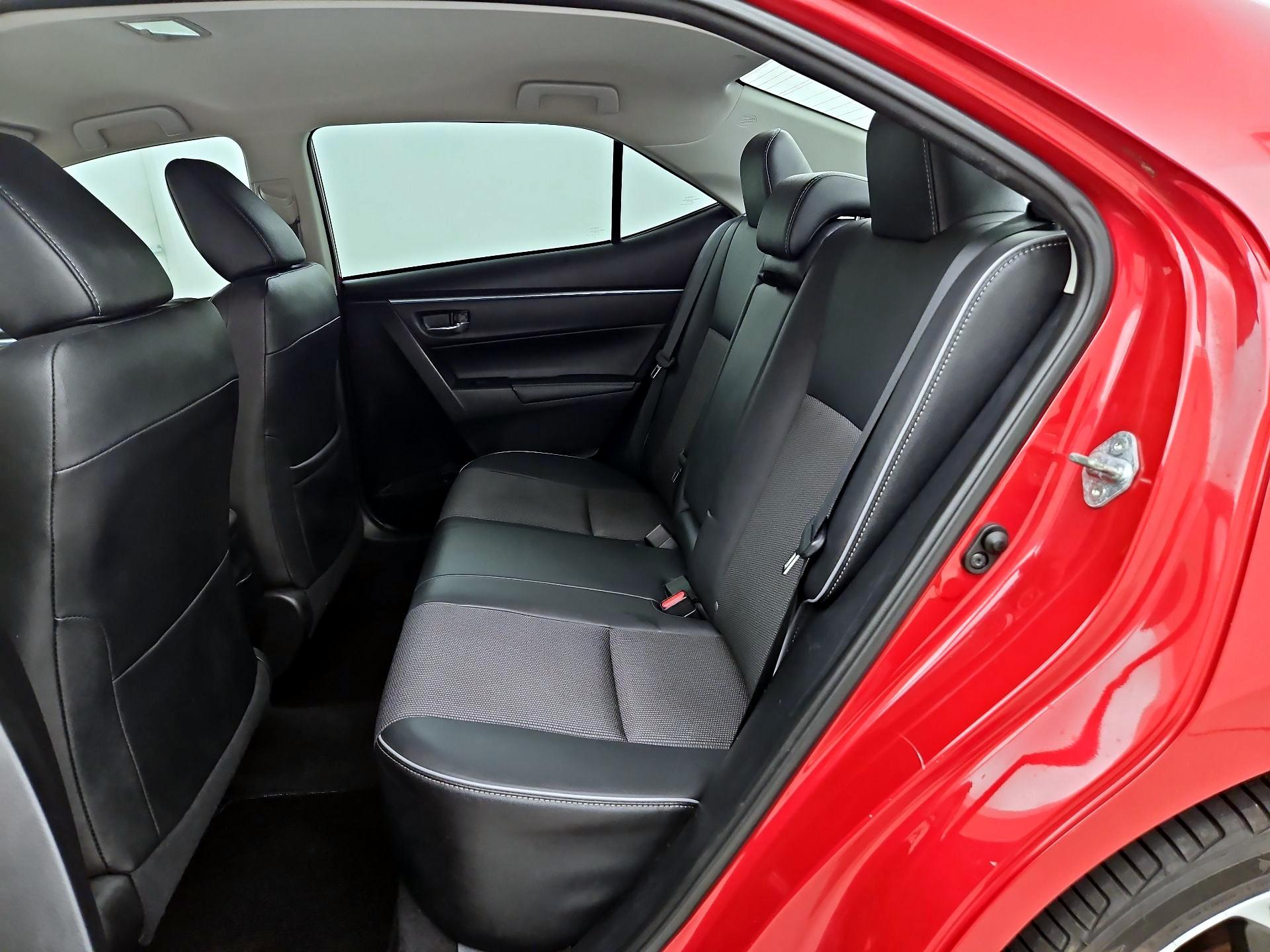 Thumbnail: 2015 Toyota Corolla - 19