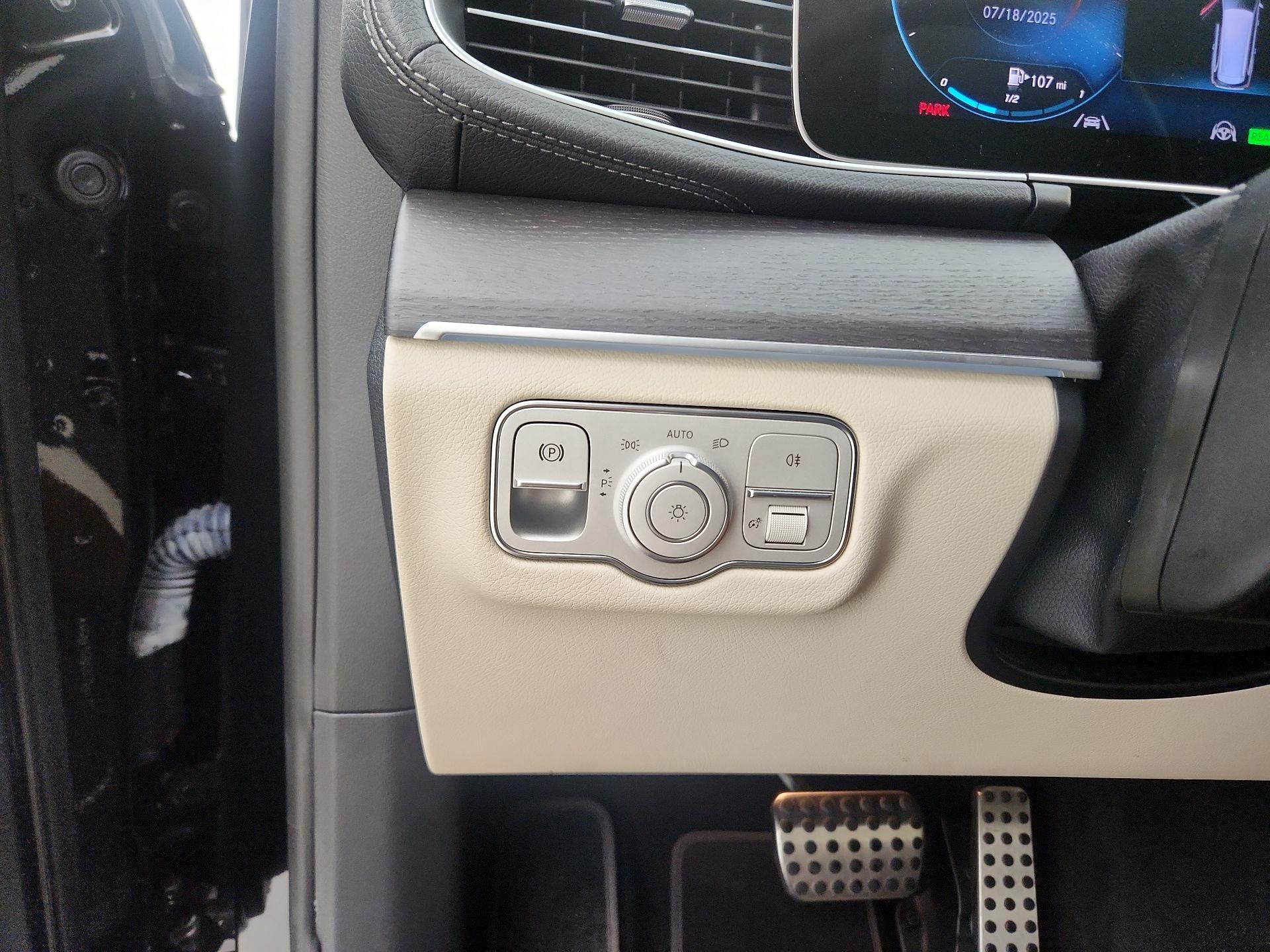 Thumbnail: 2022 Mercedes-Benz GLS - 13