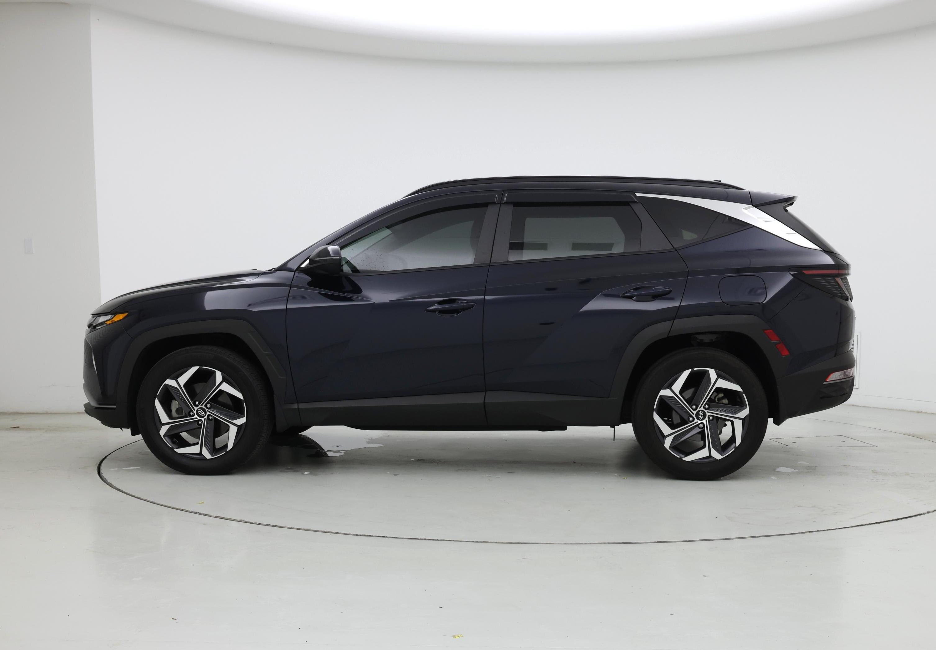 Thumbnail: 2024 Hyundai Tucson - 3