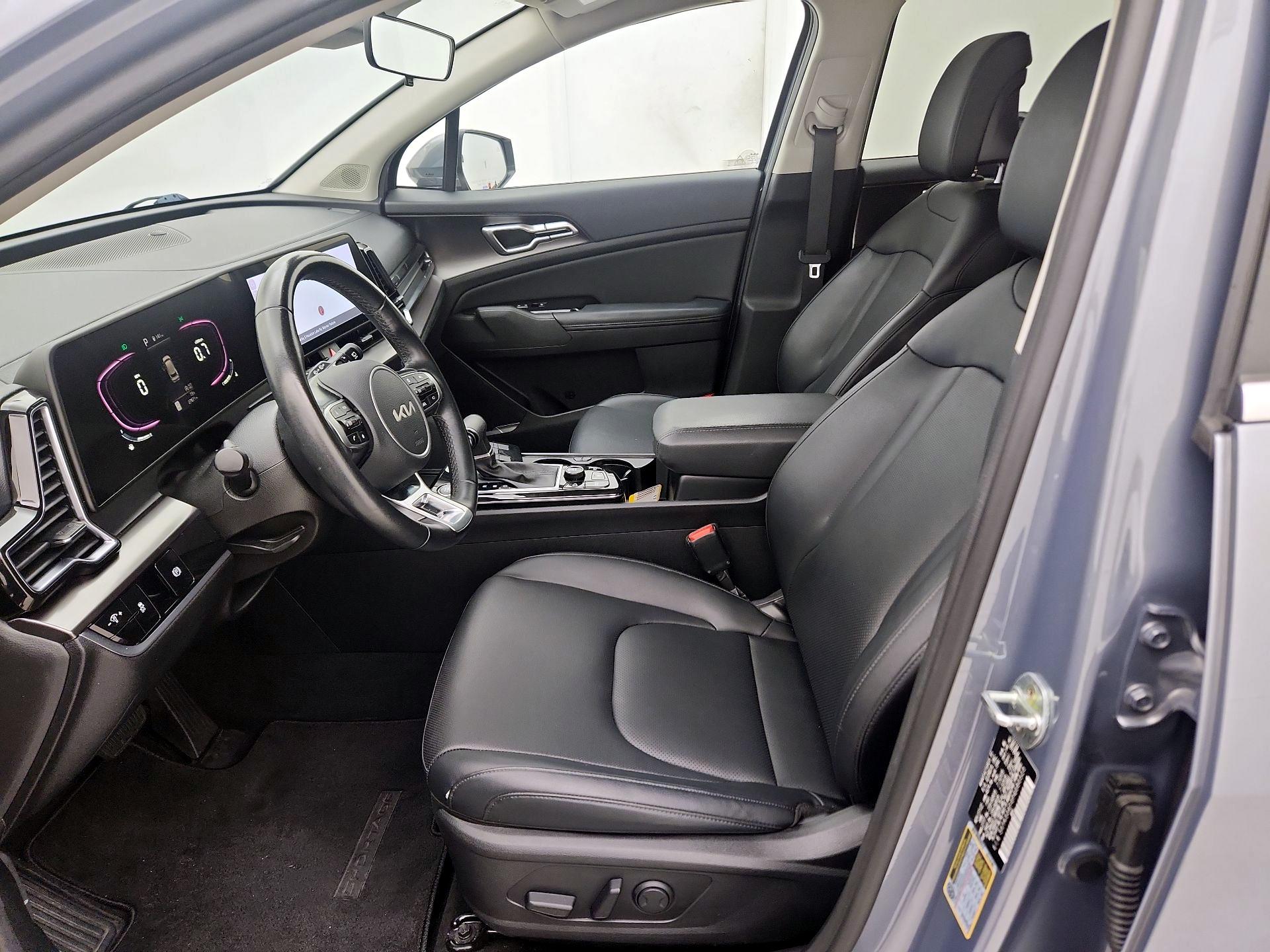 Thumbnail: 2023 Kia Sportage - 11
