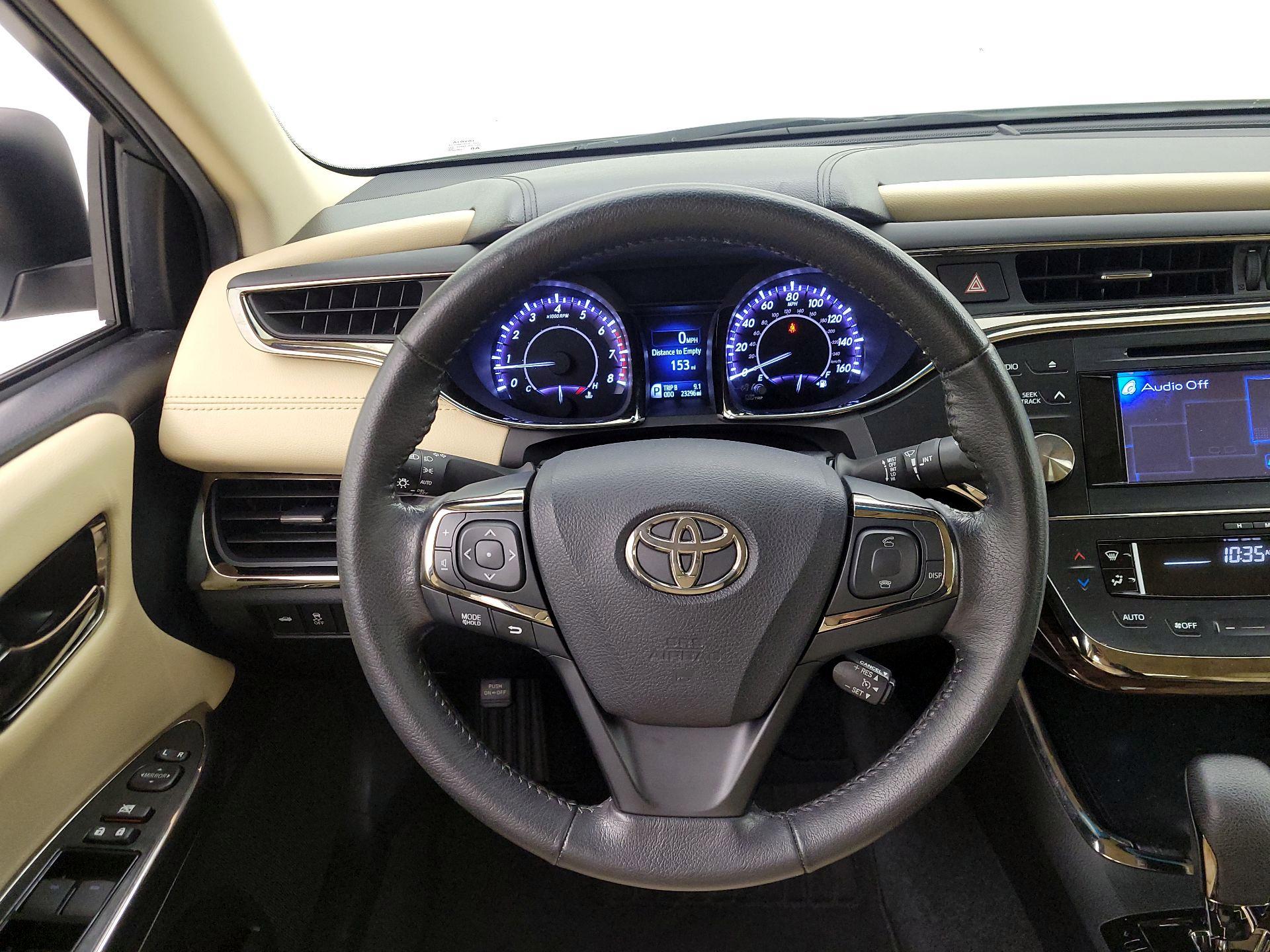 Thumbnail: 2013 Toyota Avalon - 10