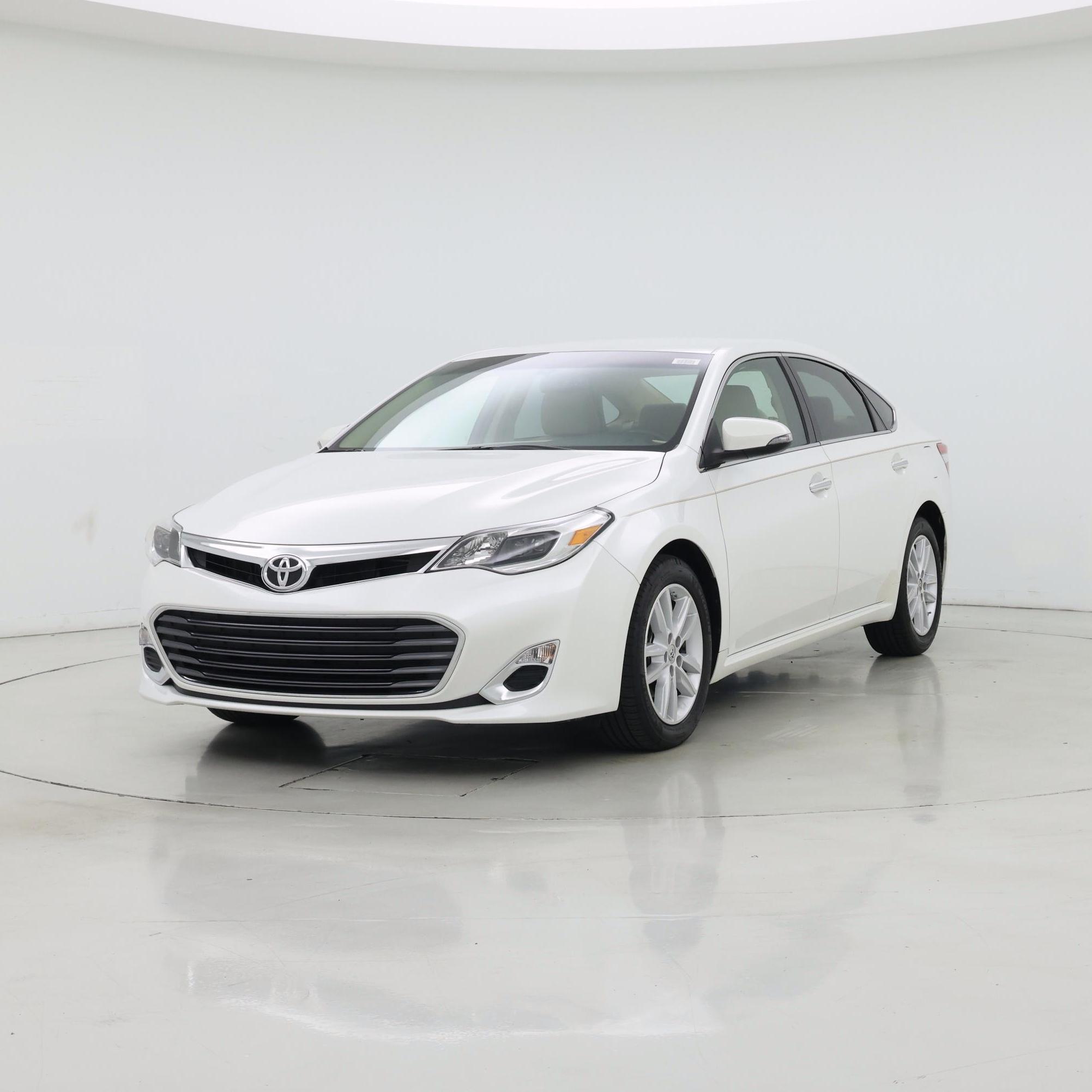 Thumbnail: 2013 Toyota Avalon - 4