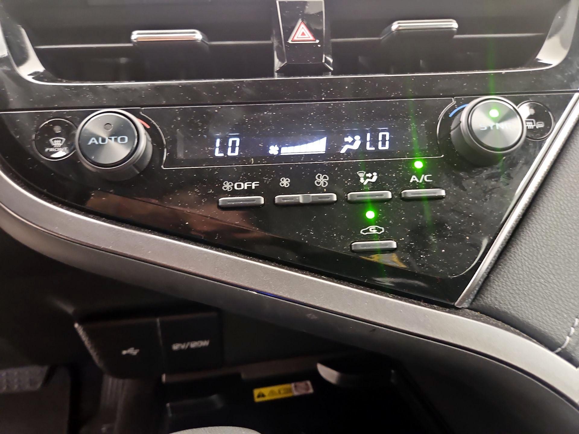 Thumbnail: 2023 Toyota Camry - 16