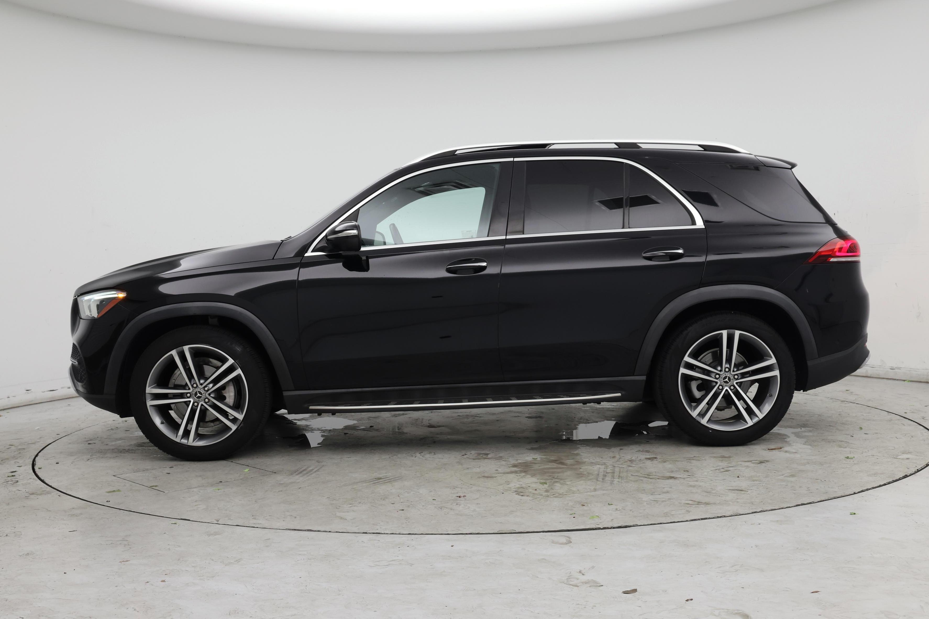 Thumbnail: 2020 Mercedes-Benz GLE - 3