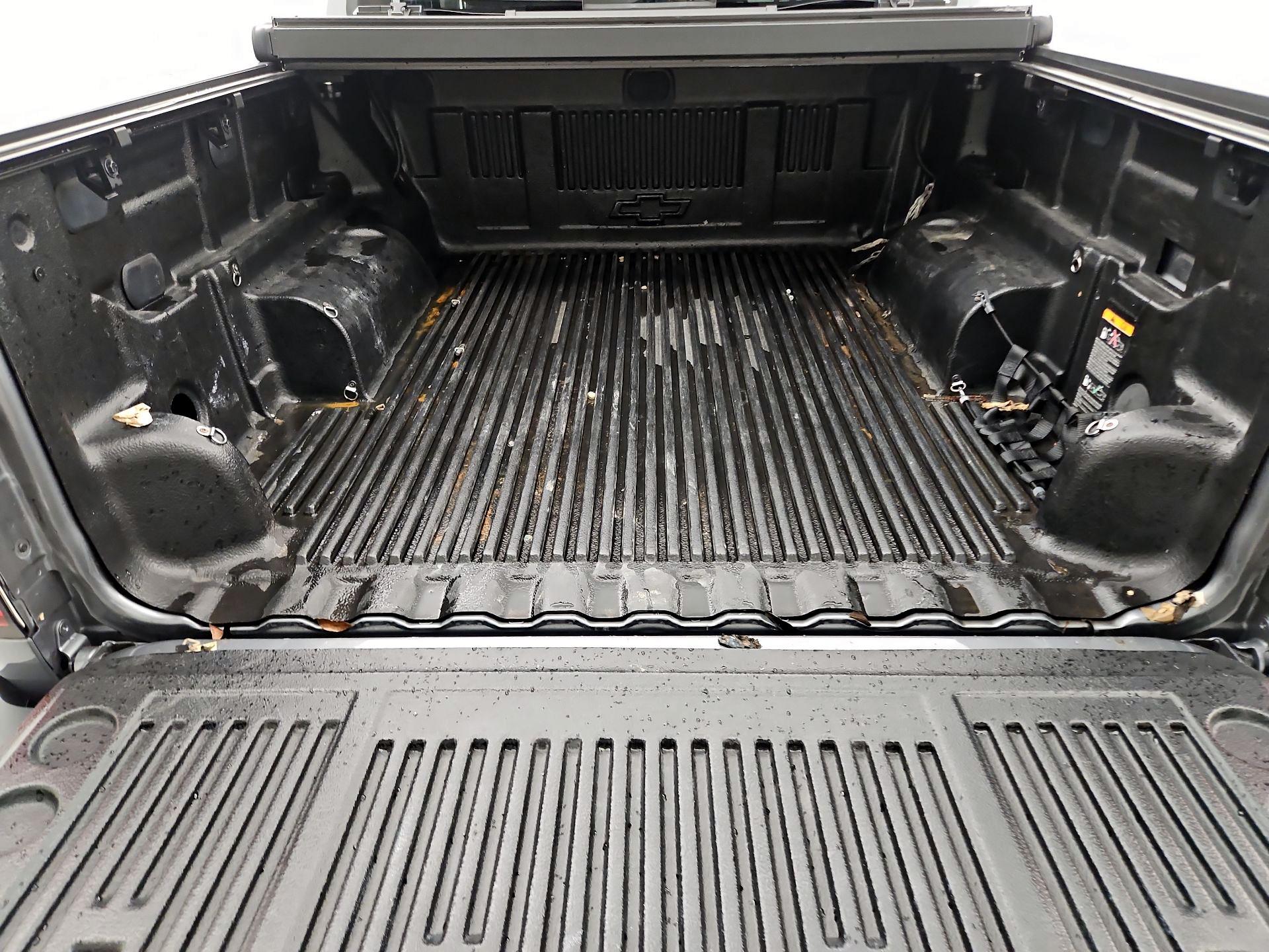 Thumbnail: 2021 Chevrolet Colorado - 20