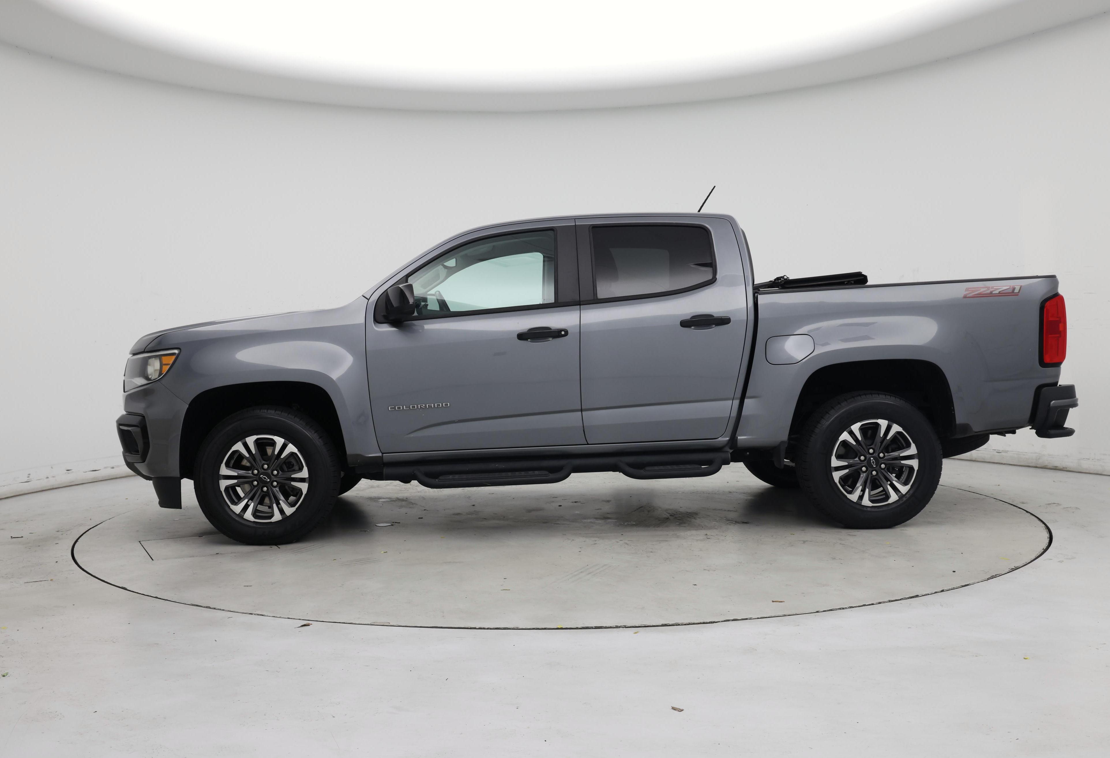 Thumbnail: 2021 Chevrolet Colorado - 3