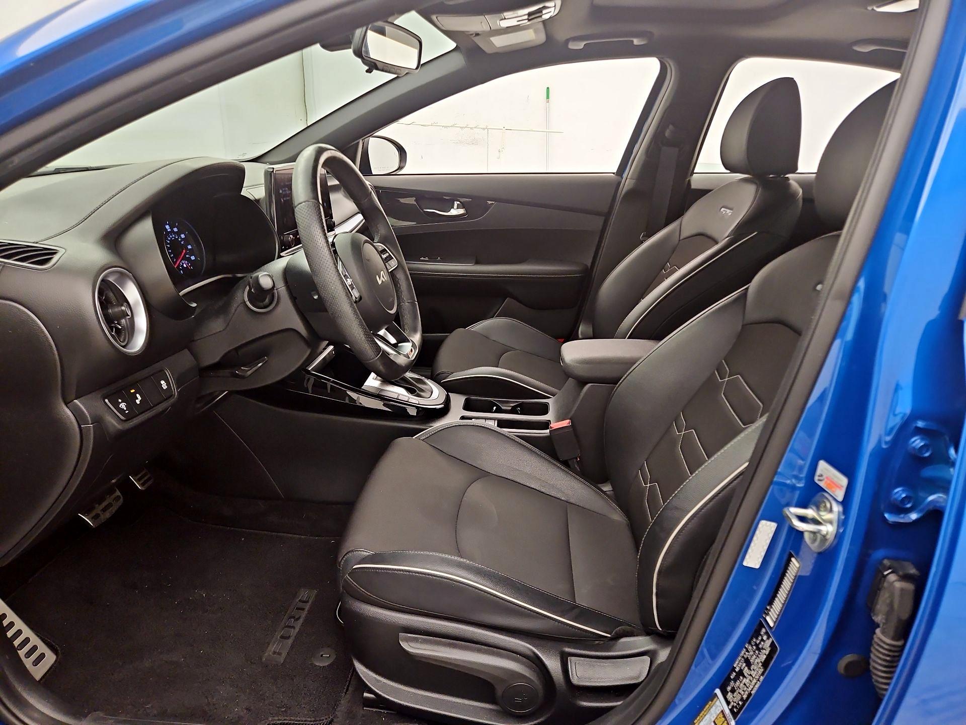 Thumbnail: 2022 Kia Forte - 11
