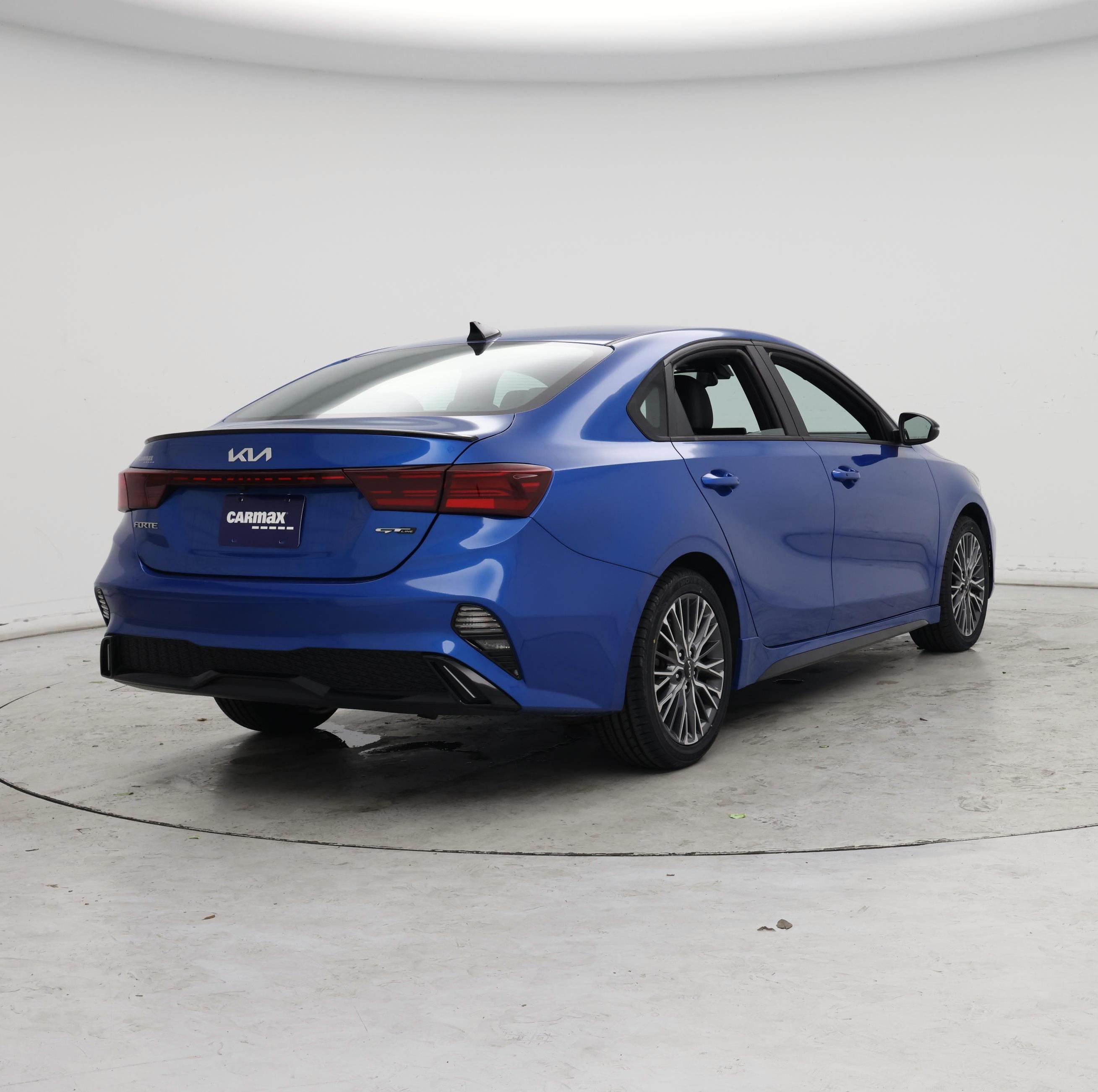 Thumbnail: 2022 Kia Forte - 8