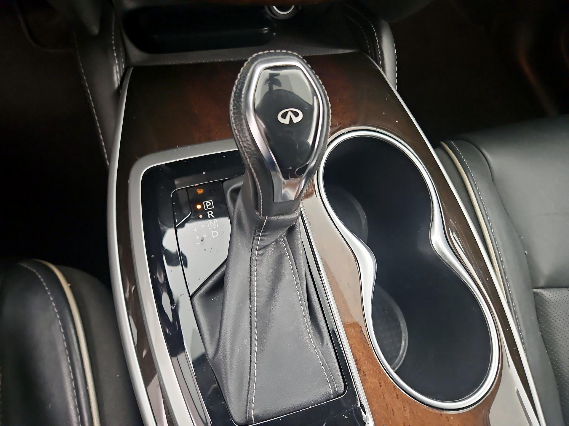Thumbnail: 2019 INFINITI QX60 - 18