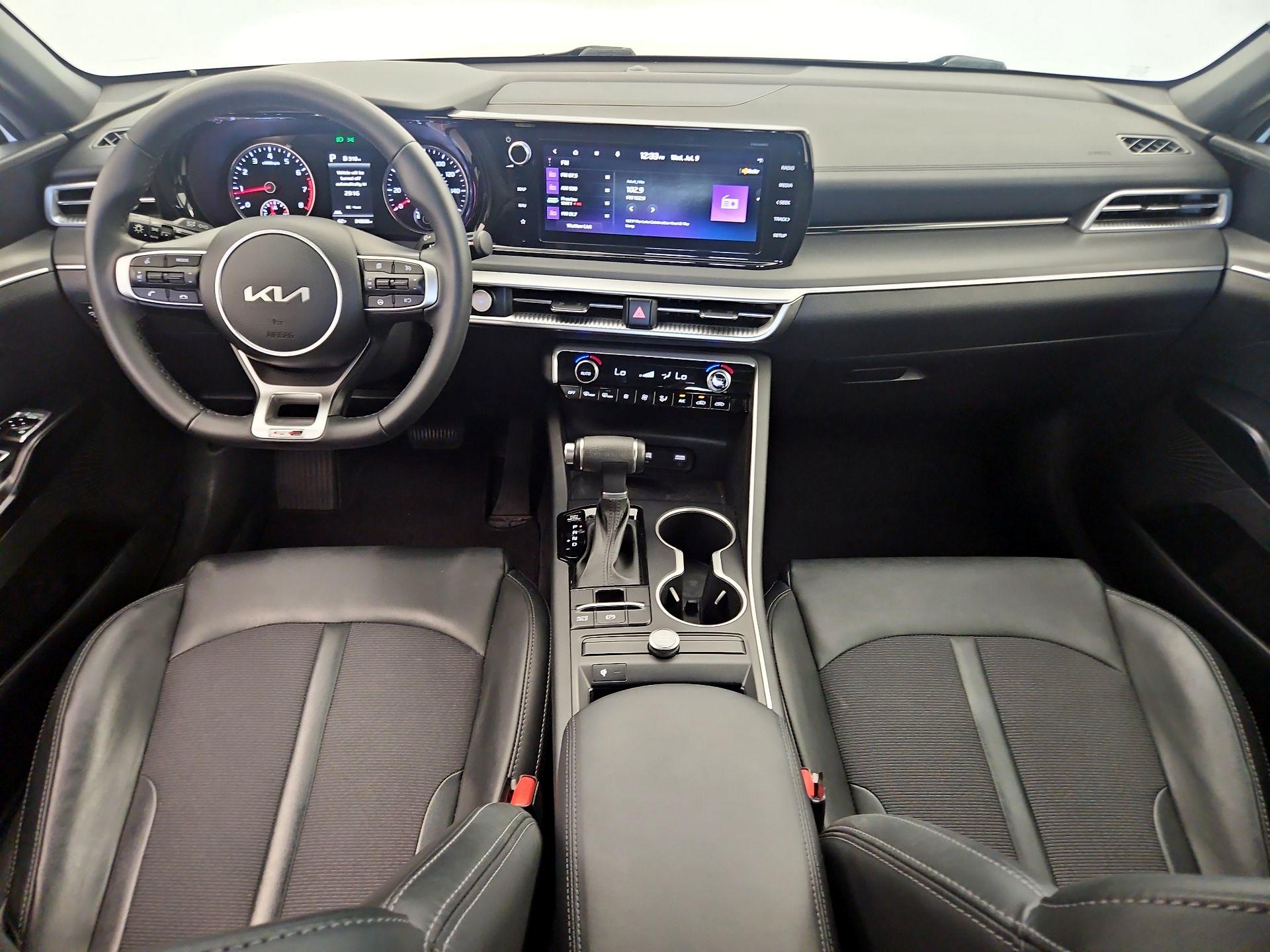 Thumbnail: 2022 Kia K5 - 9