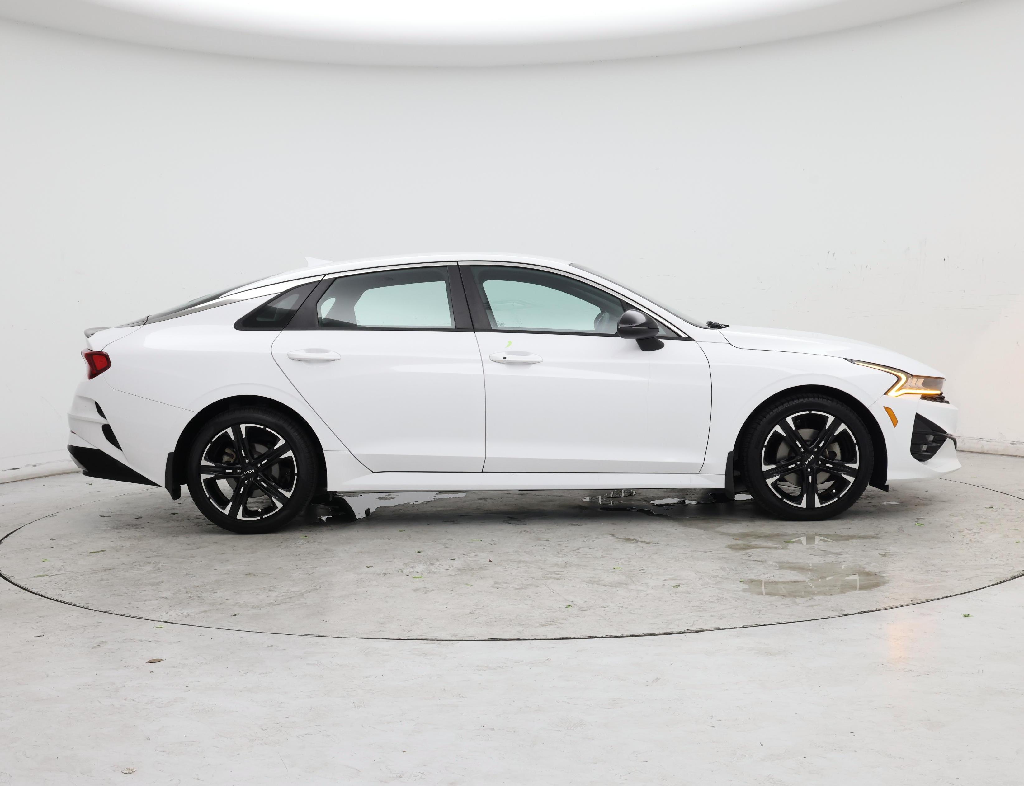 Thumbnail: 2022 Kia K5 - 7