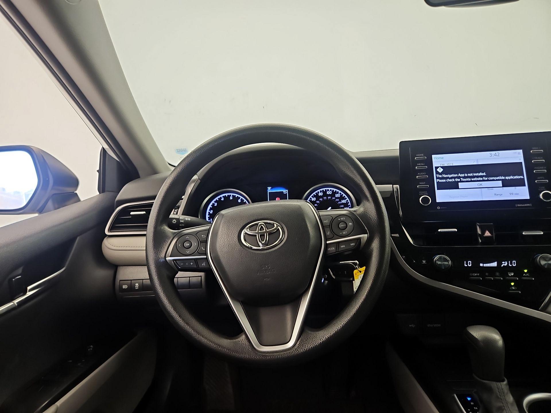Thumbnail: 2022 Toyota Camry - 10