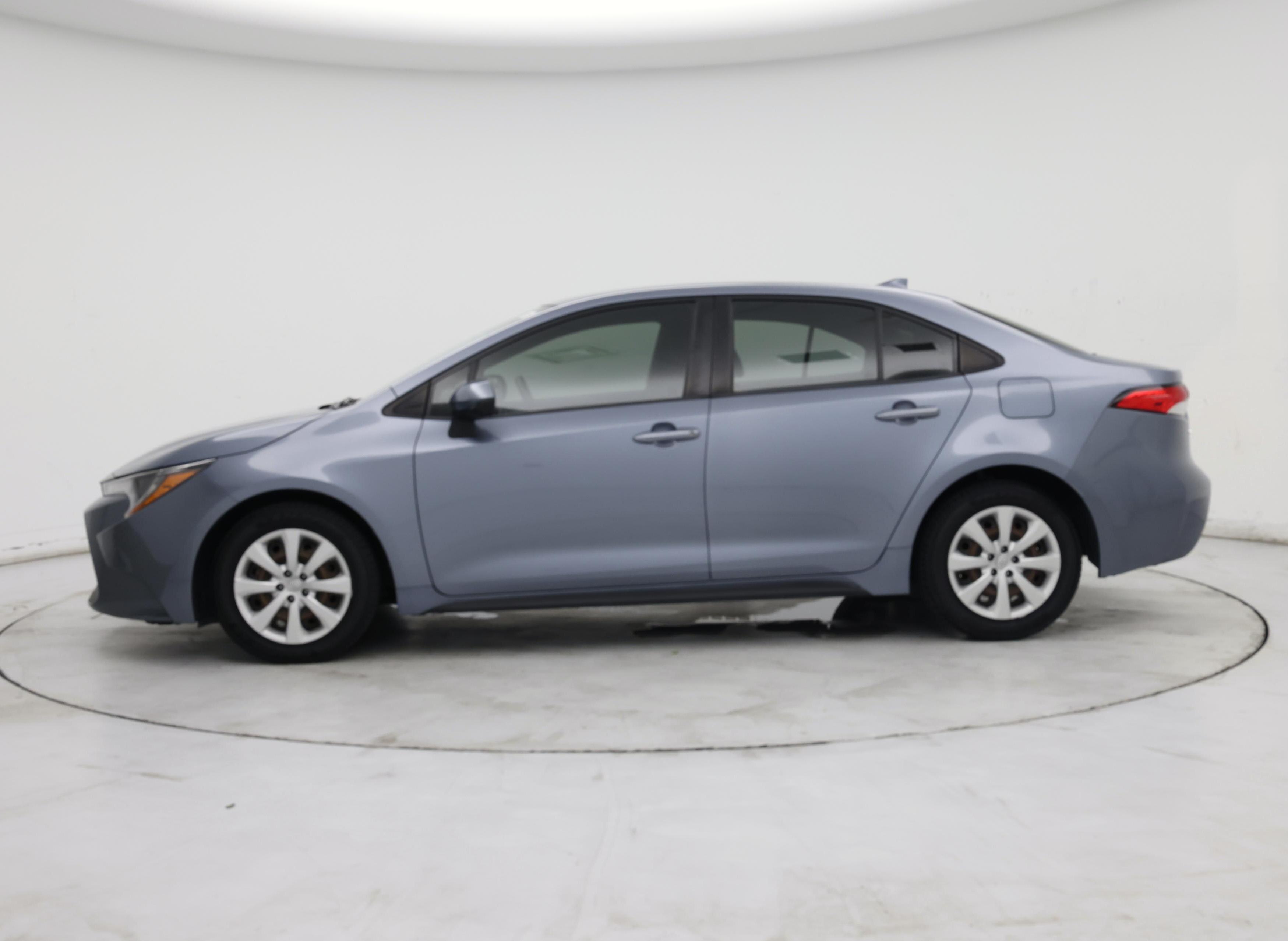 Thumbnail: 2021 Toyota Corolla - 3