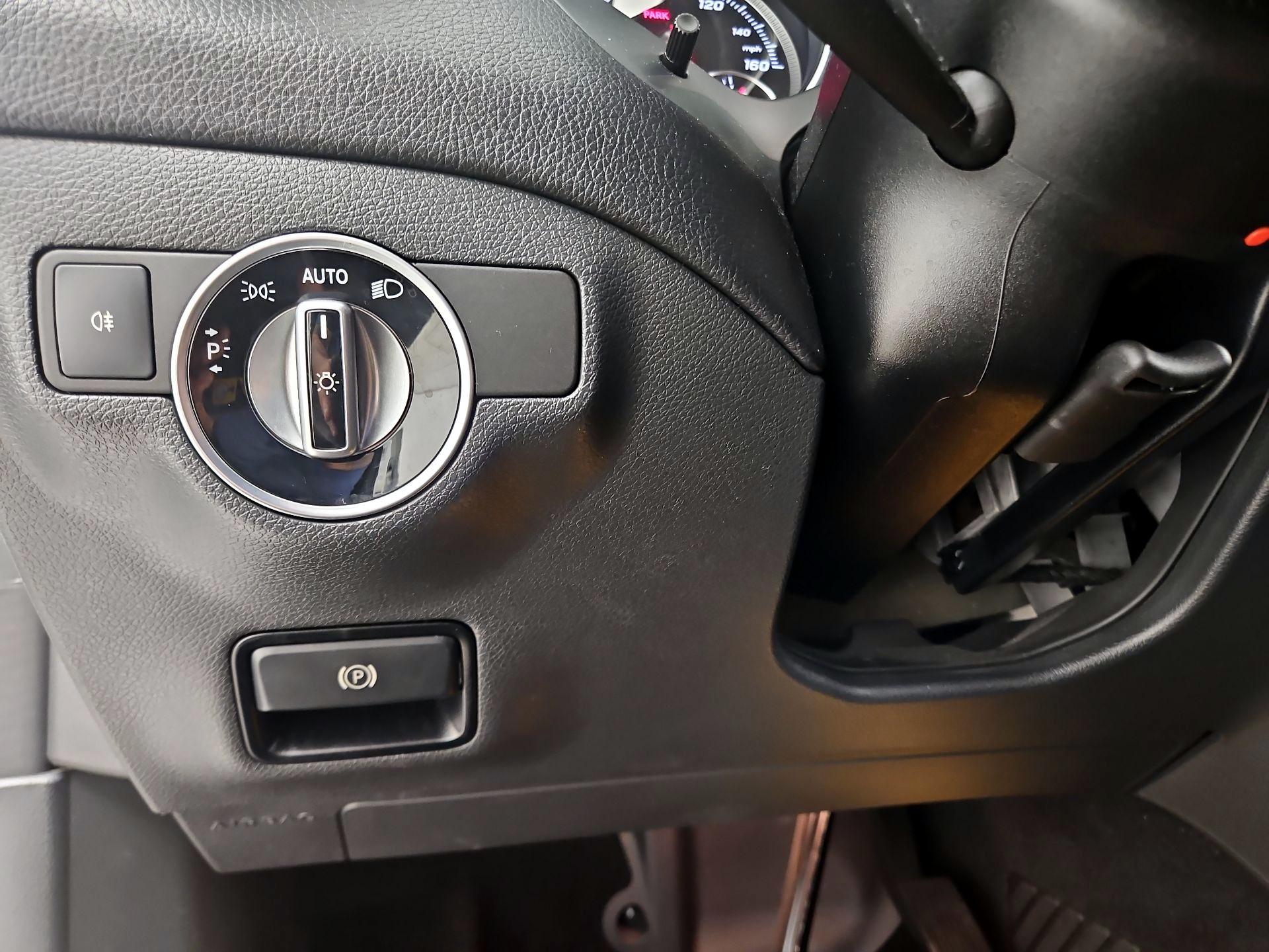 Thumbnail: 2019 Mercedes-Benz CLA - 13