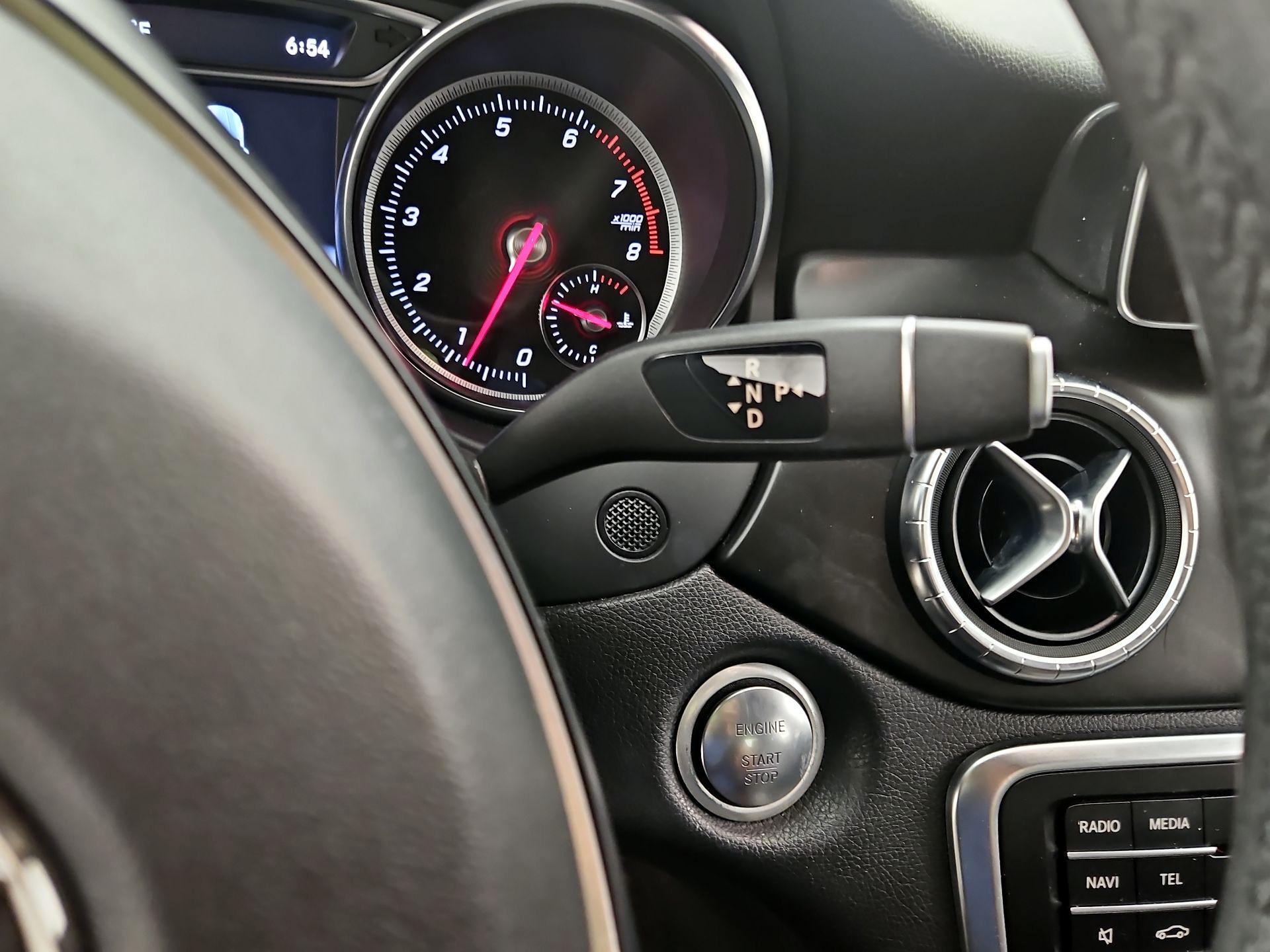 Thumbnail: 2019 Mercedes-Benz CLA - 17