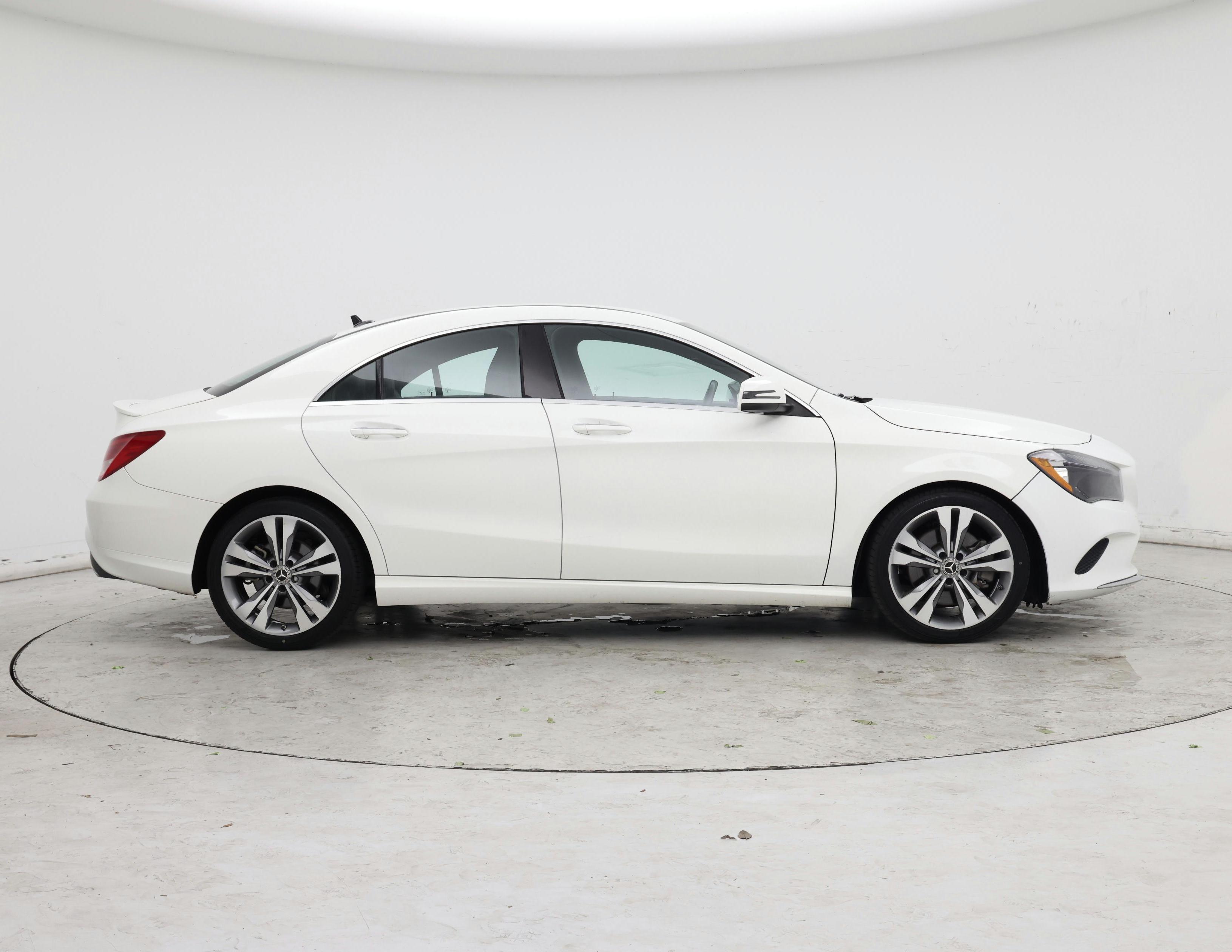 Thumbnail: 2019 Mercedes-Benz CLA - 7