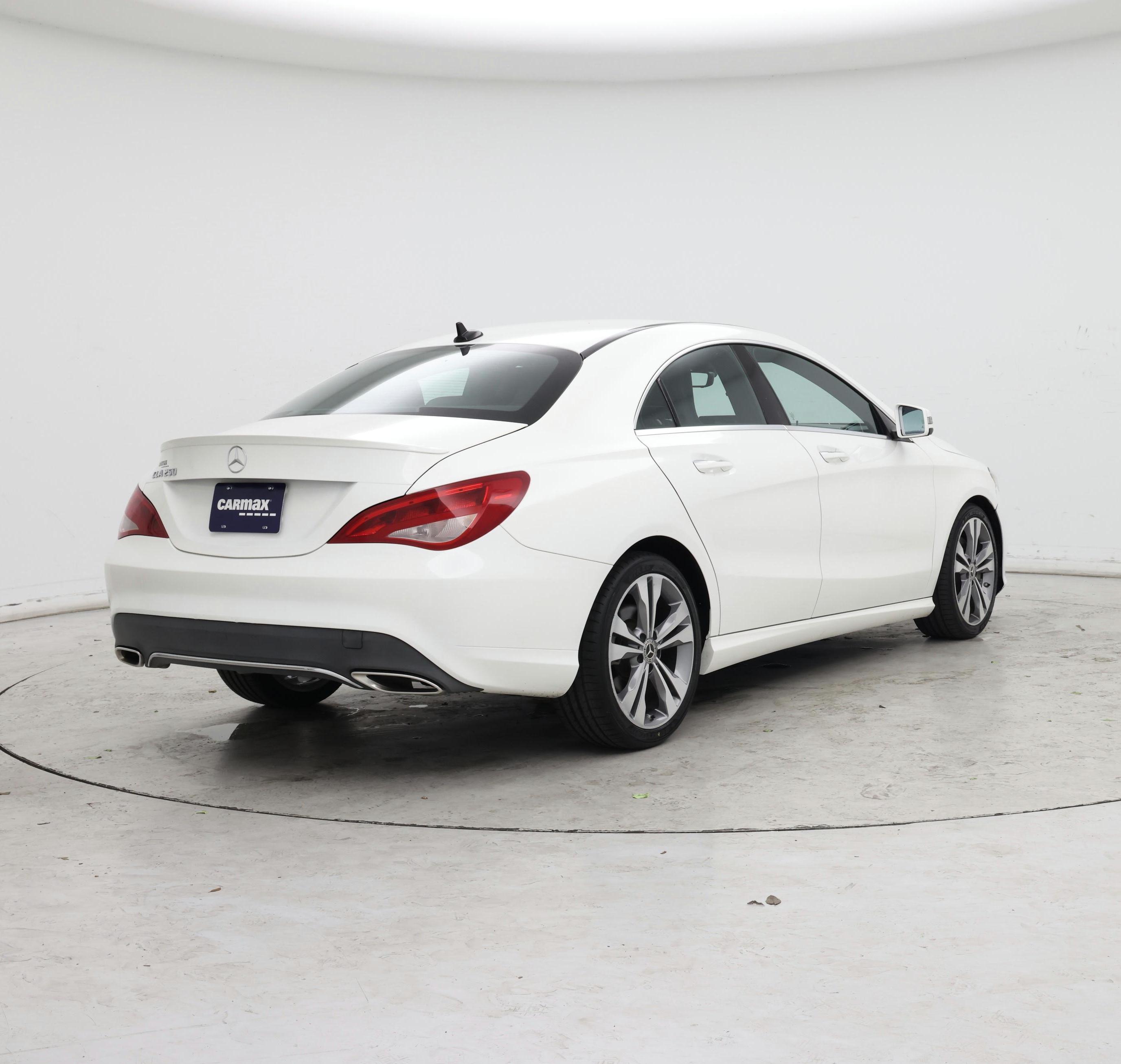 Thumbnail: 2019 Mercedes-Benz CLA - 8