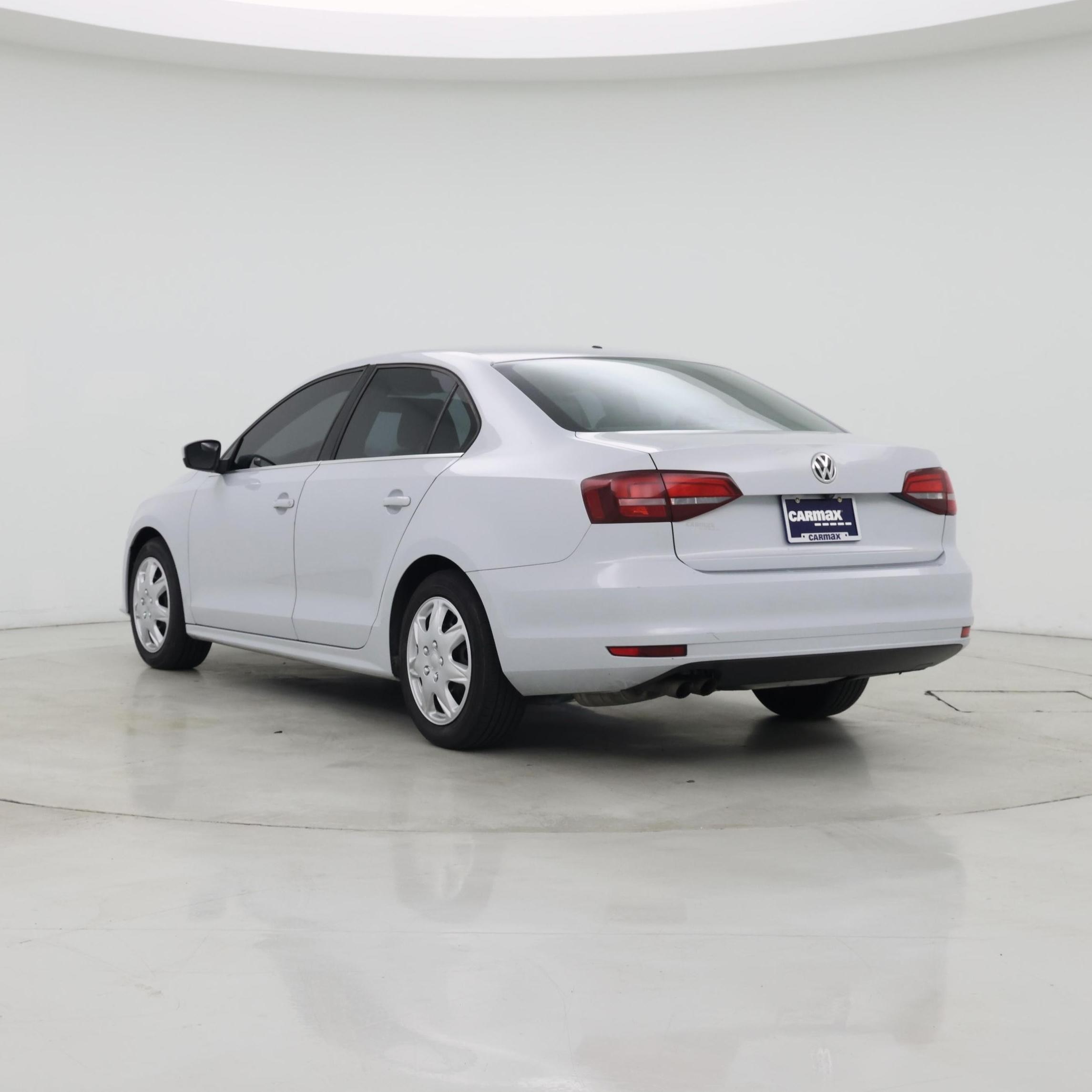 Thumbnail: 2017 Volkswagen Jetta - 2