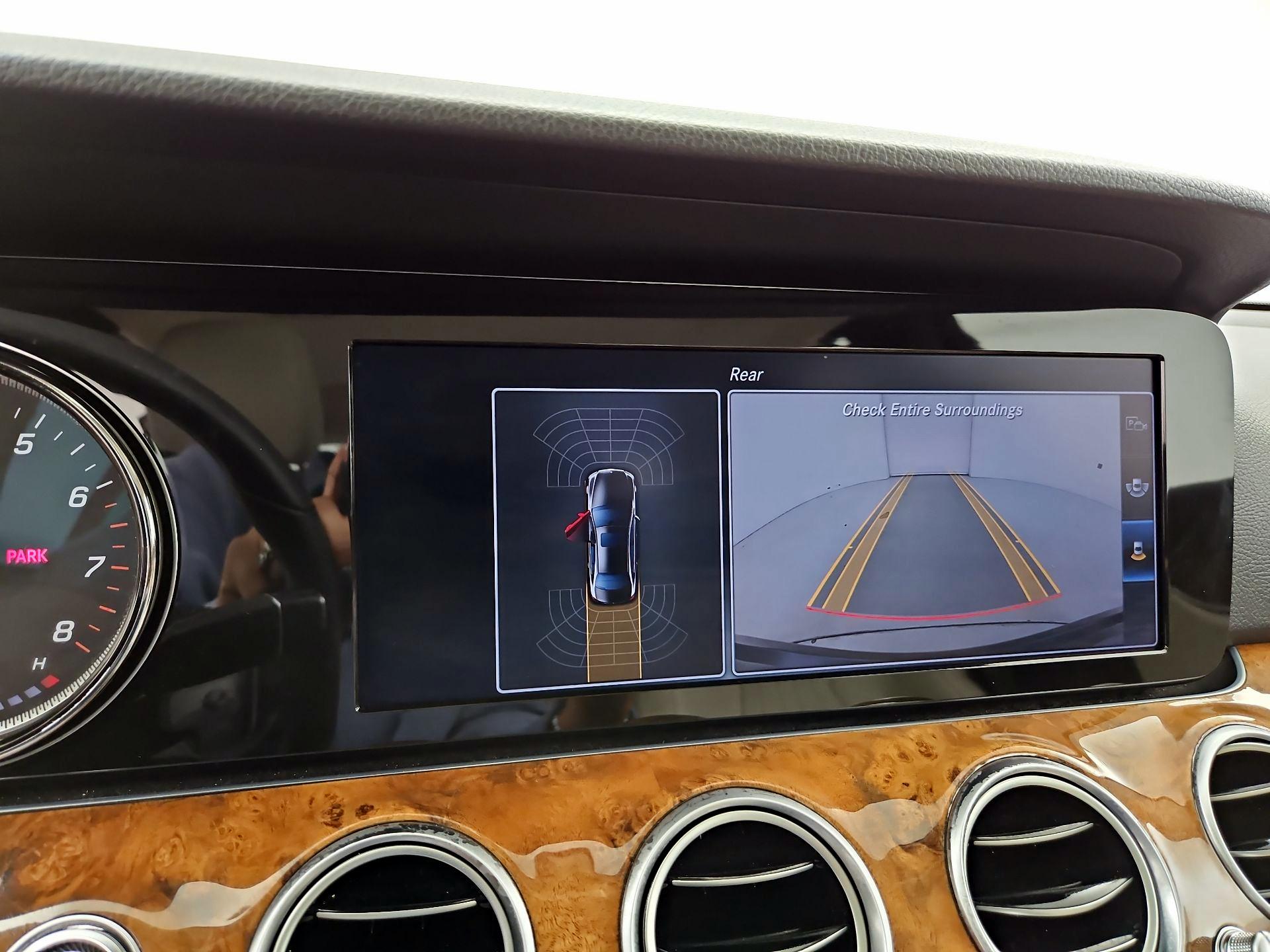 Thumbnail: 2017 Mercedes-Benz E-Class - 15