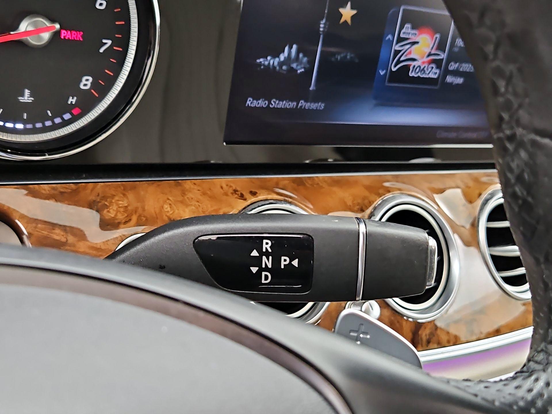 Thumbnail: 2017 Mercedes-Benz E-Class - 18