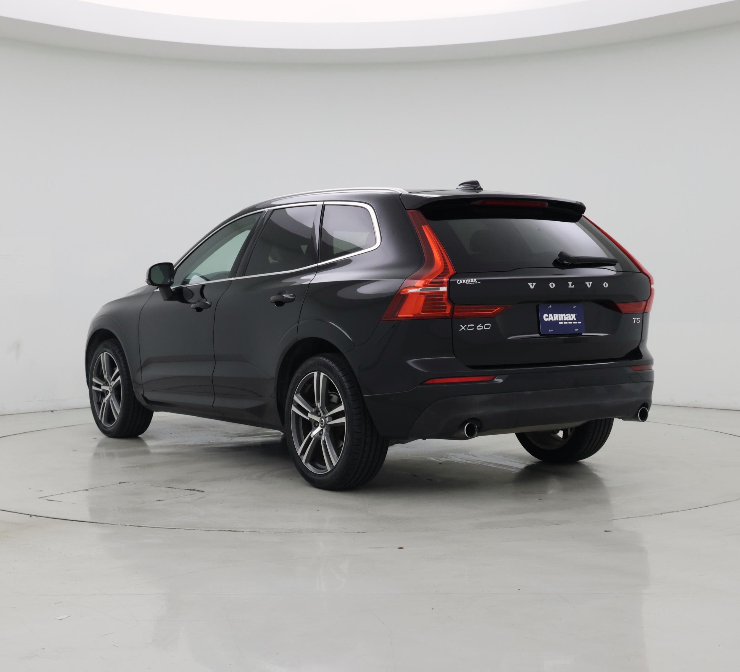 Thumbnail: 2019 Volvo XC60 - 2