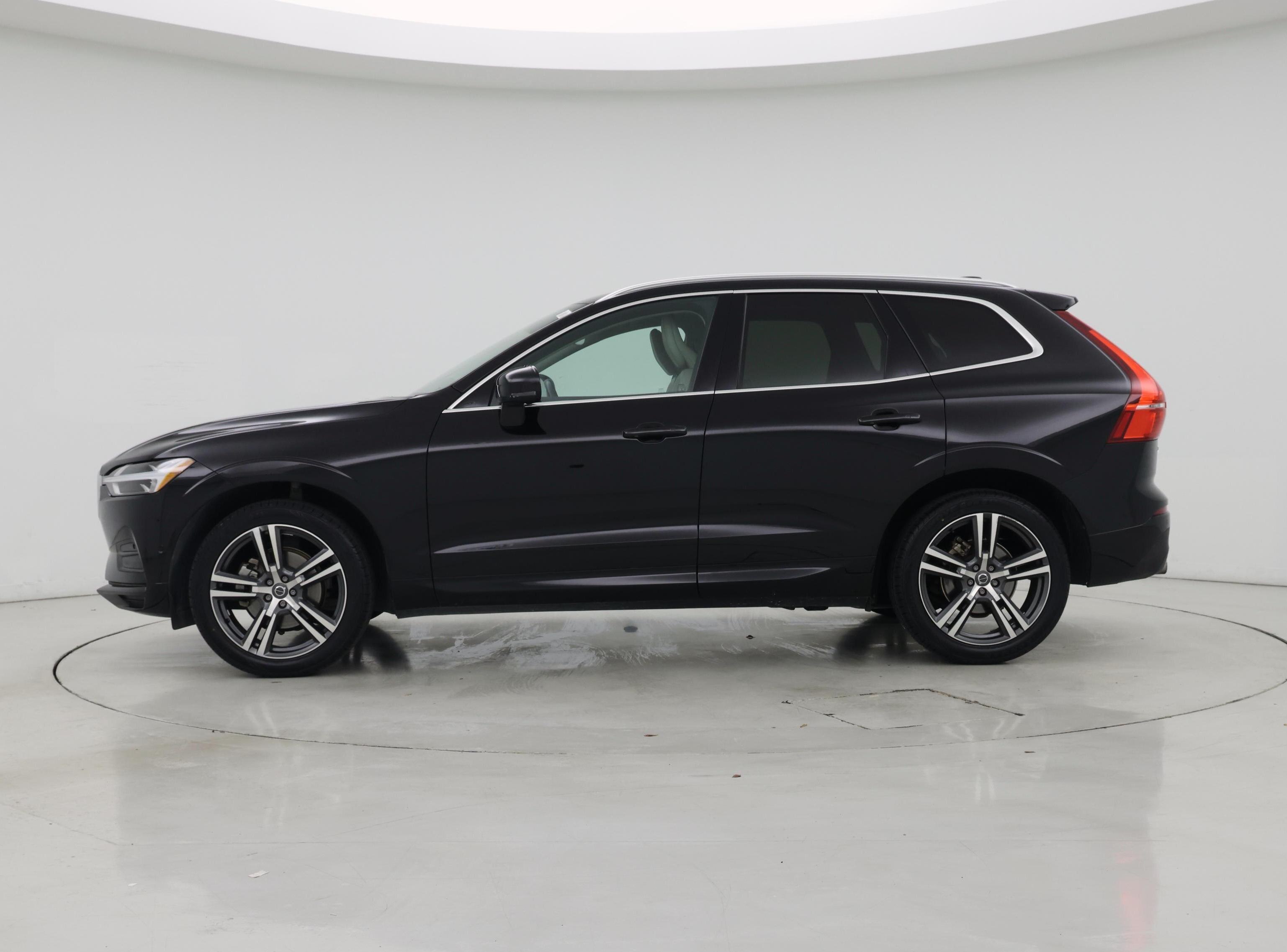 Thumbnail: 2019 Volvo XC60 - 3