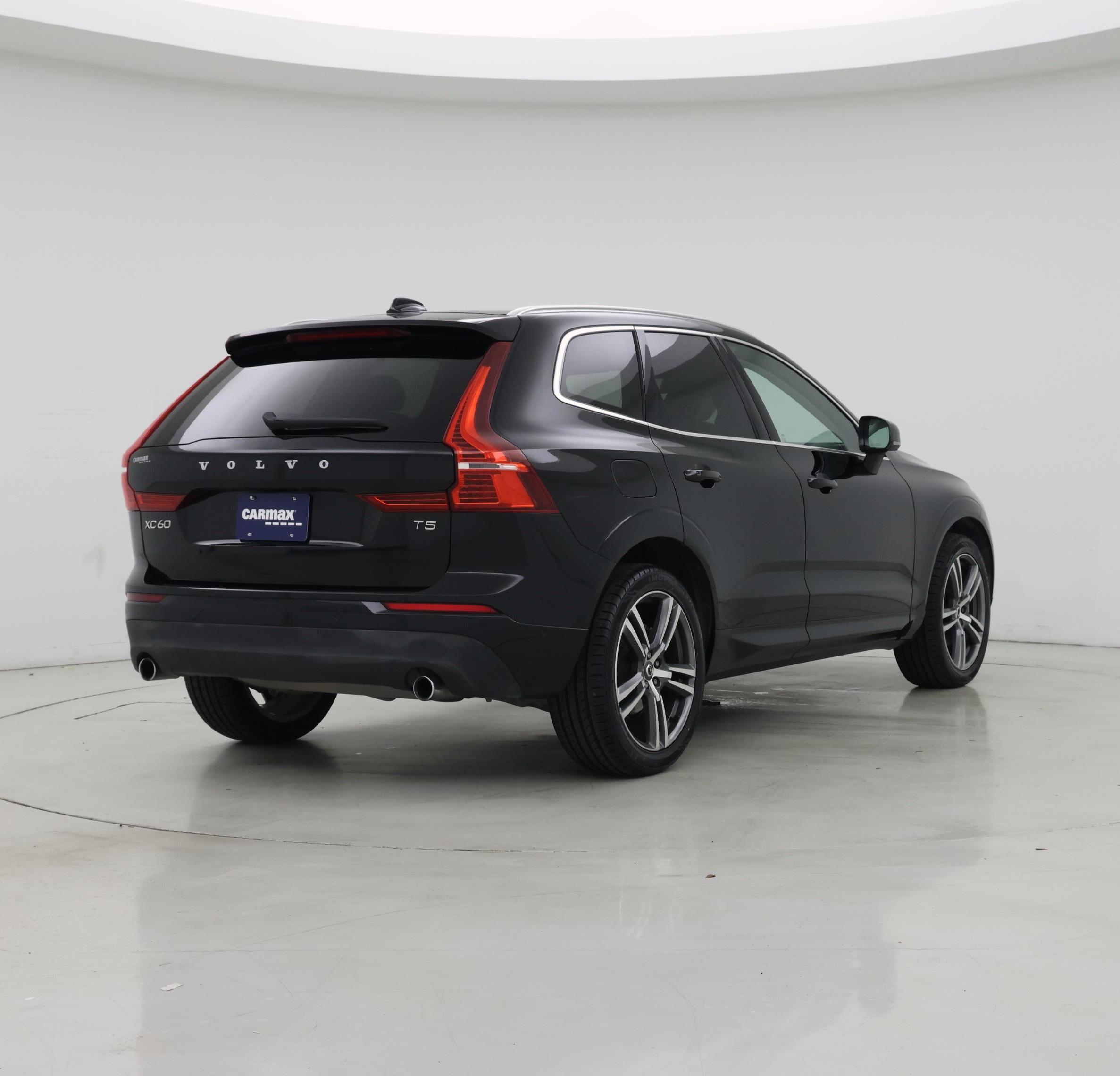 Thumbnail: 2019 Volvo XC60 - 8