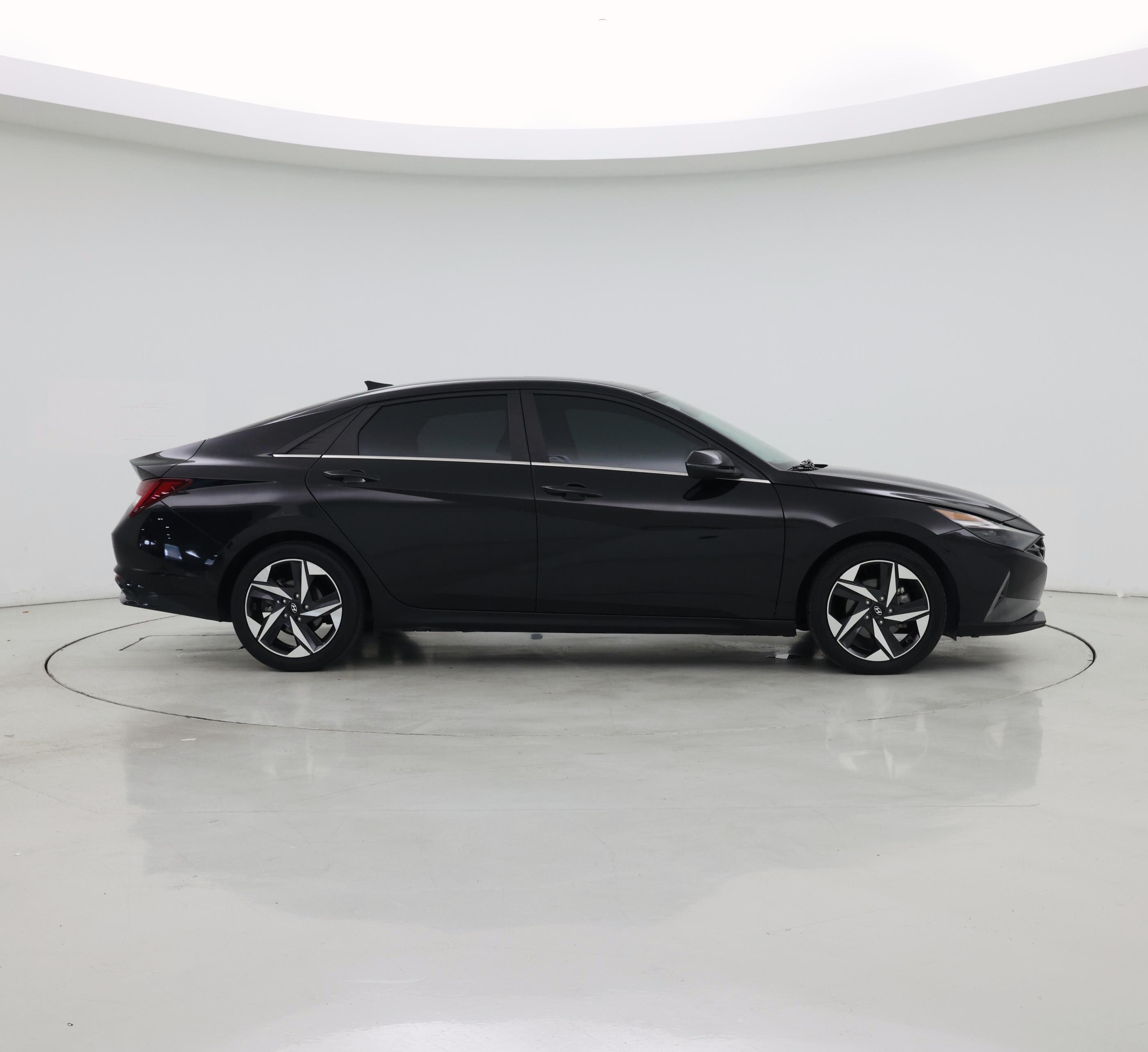 Thumbnail: 2022 Hyundai Elantra - 7