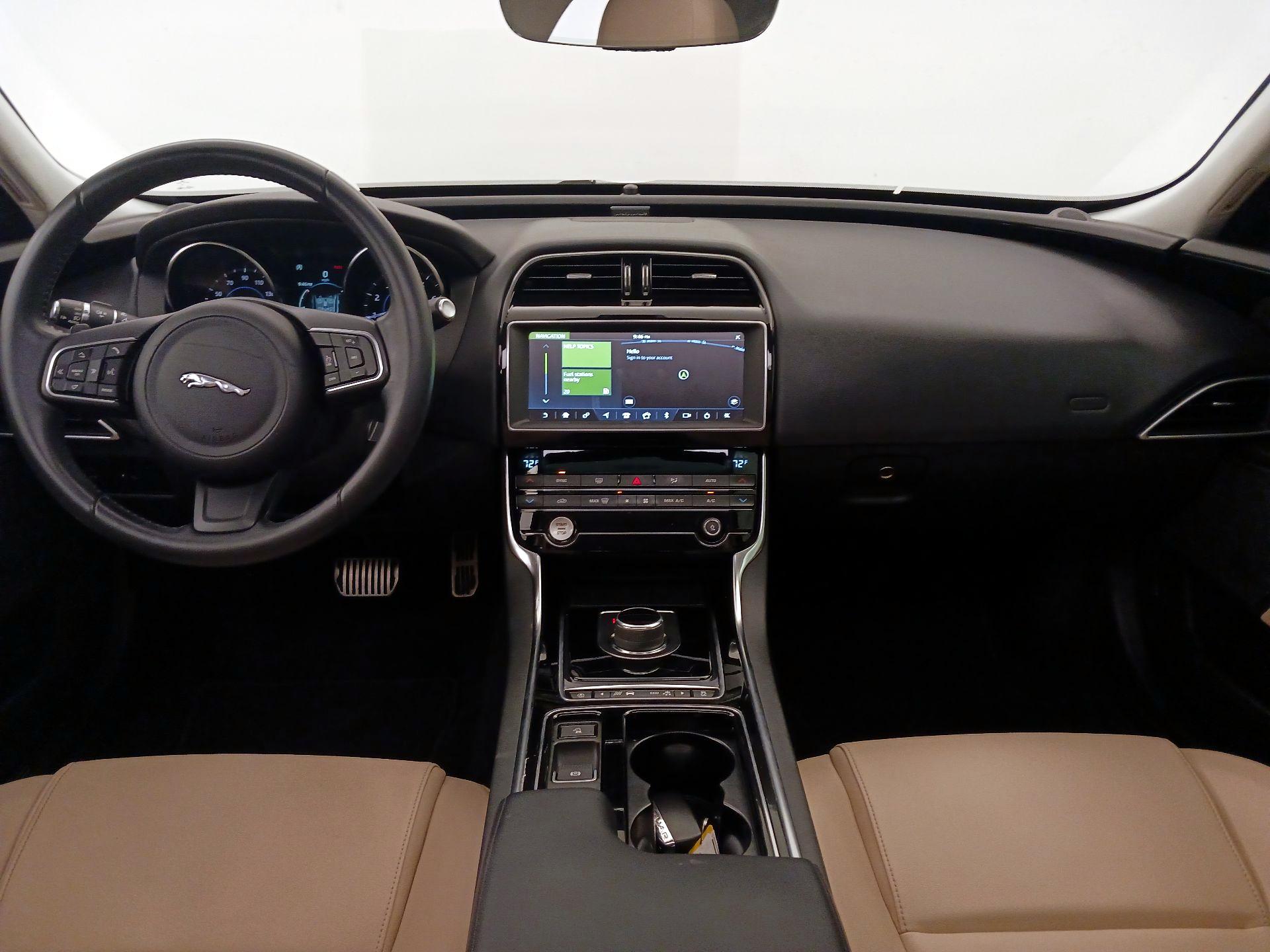 Thumbnail: 2019 Jaguar XE - 9