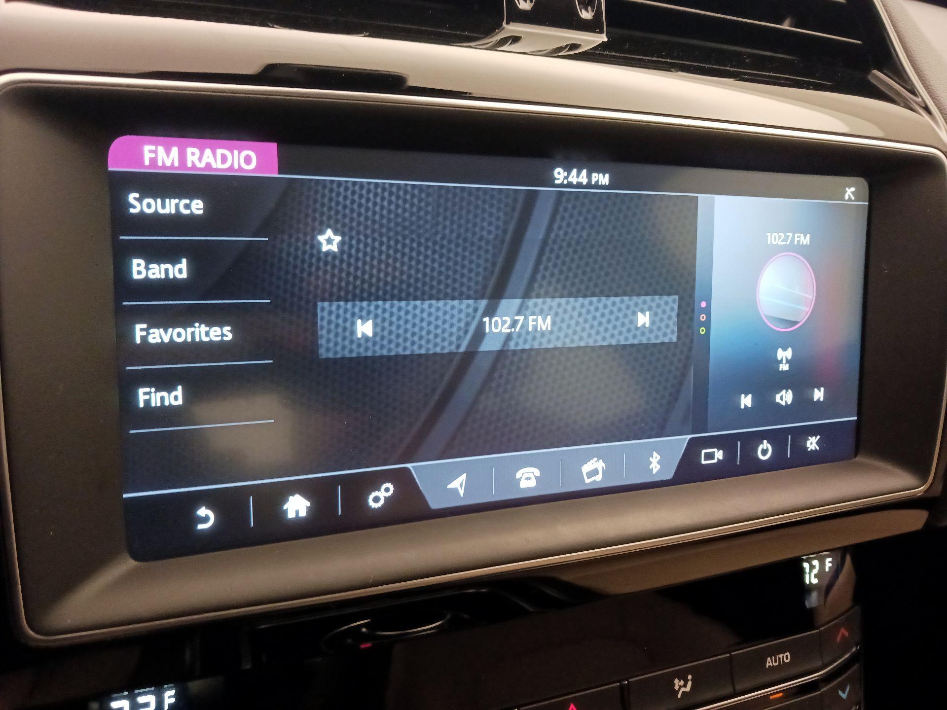 Thumbnail: 2019 Jaguar XE - 16