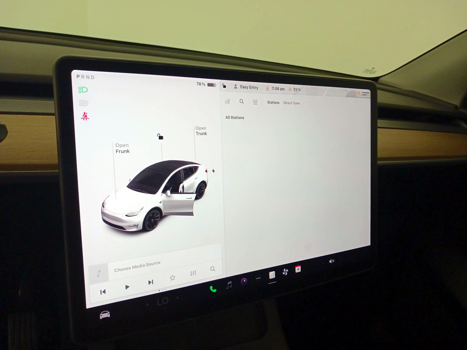 Thumbnail: 2022 Tesla Model Y - 15